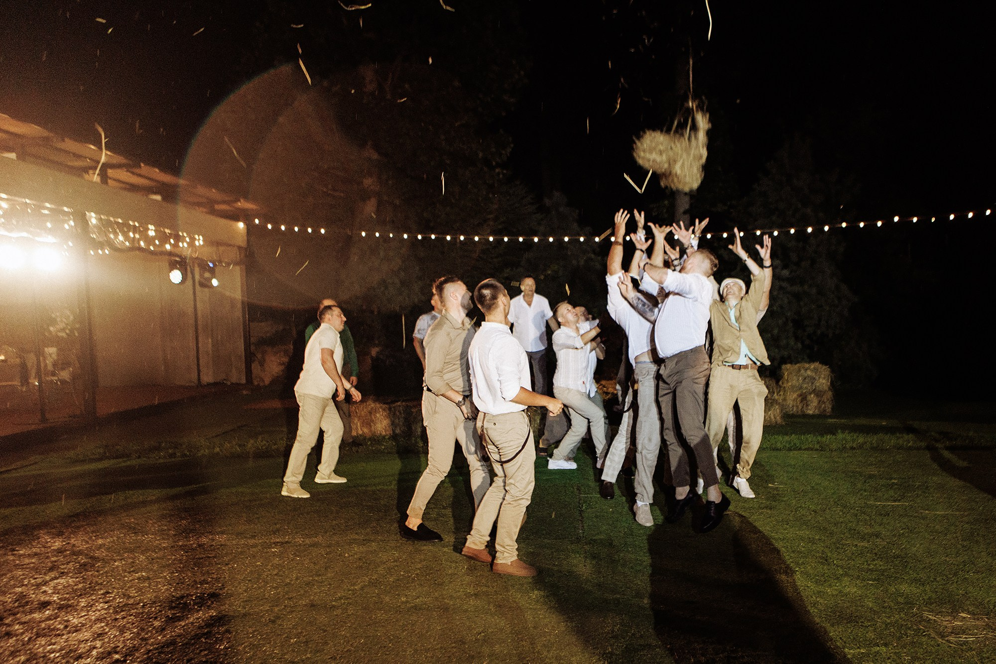 Костя и Даша 1.08.25. Свадебный фотограф Владивосток Алина Гевондова