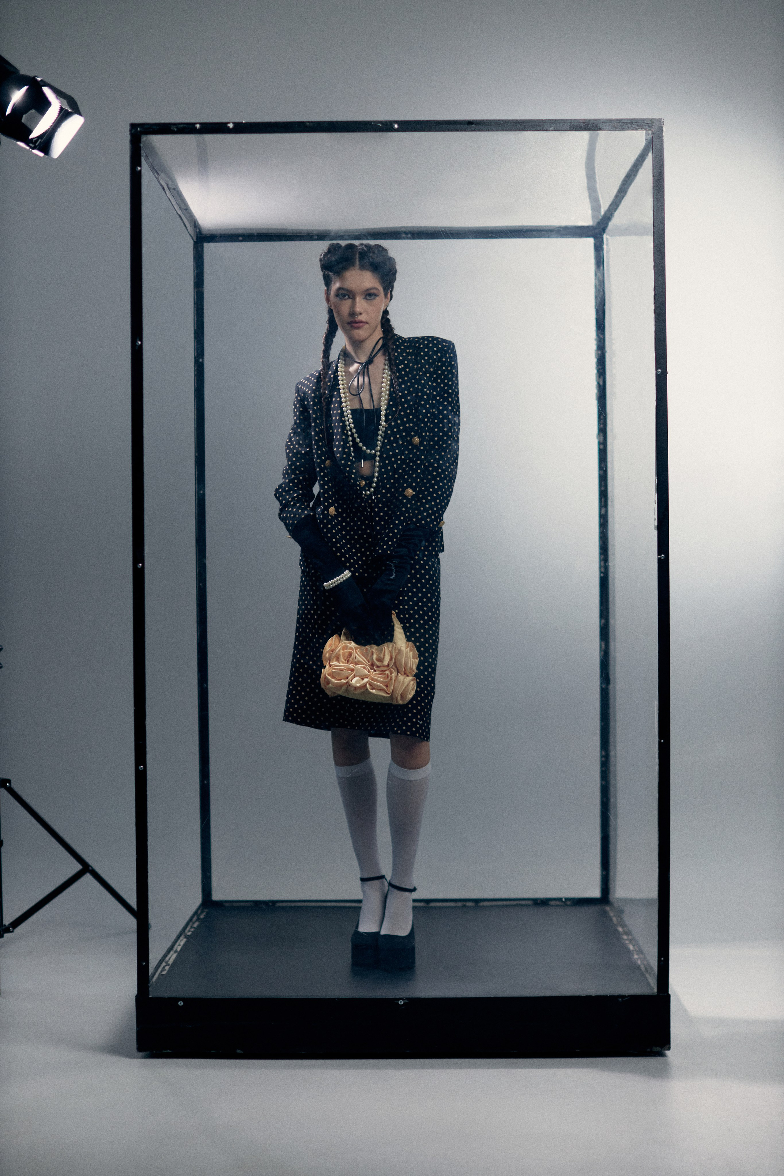 Куб. Fashion-фотограф Желеуов Дулат