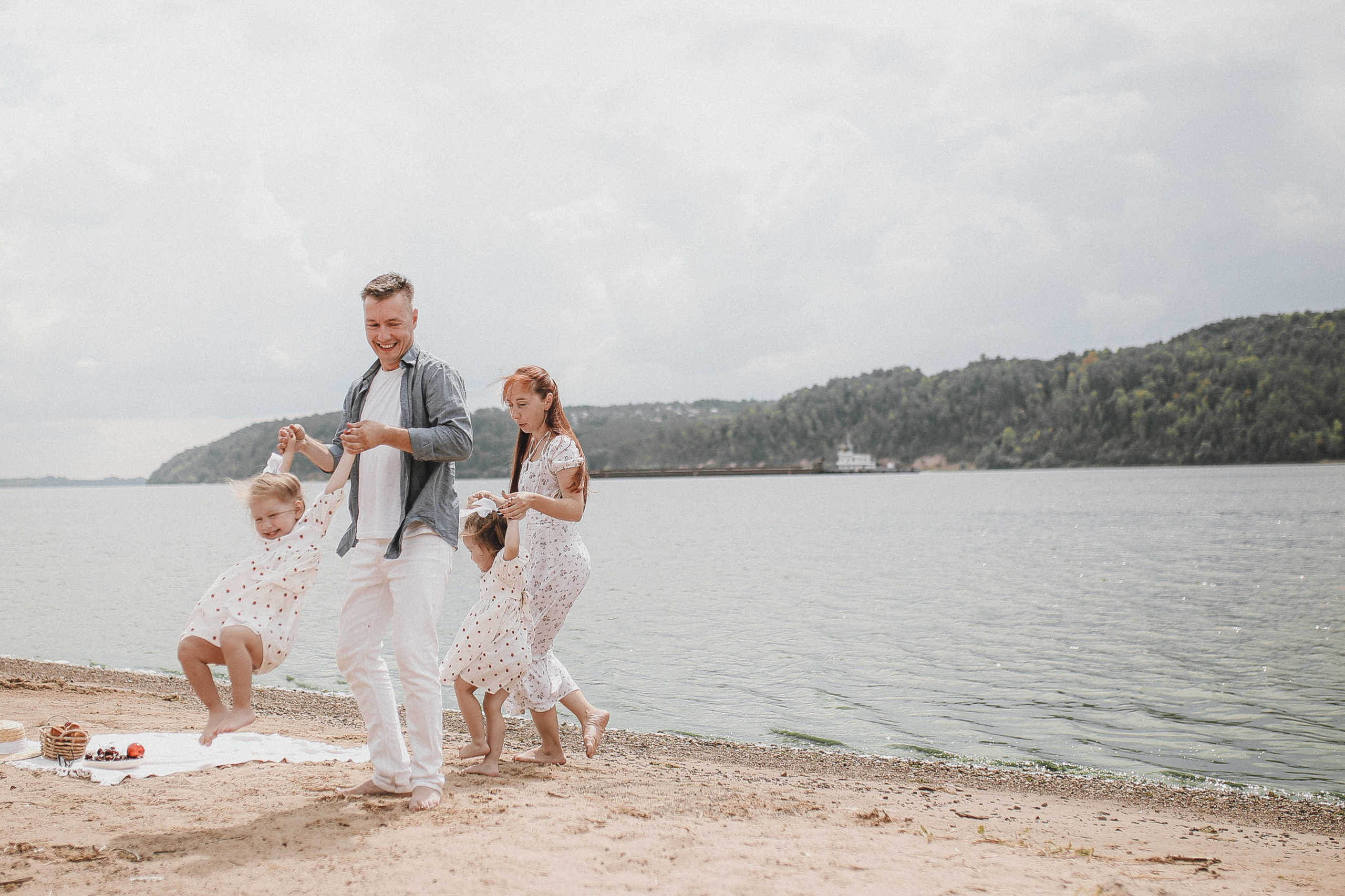 Семейная фотосессия, вдвоем , с детьми, бабушками и дедушками  Йошкар Ола. Свадебный и семейный фотограф Баева Дарья, город Йошкар — Ола