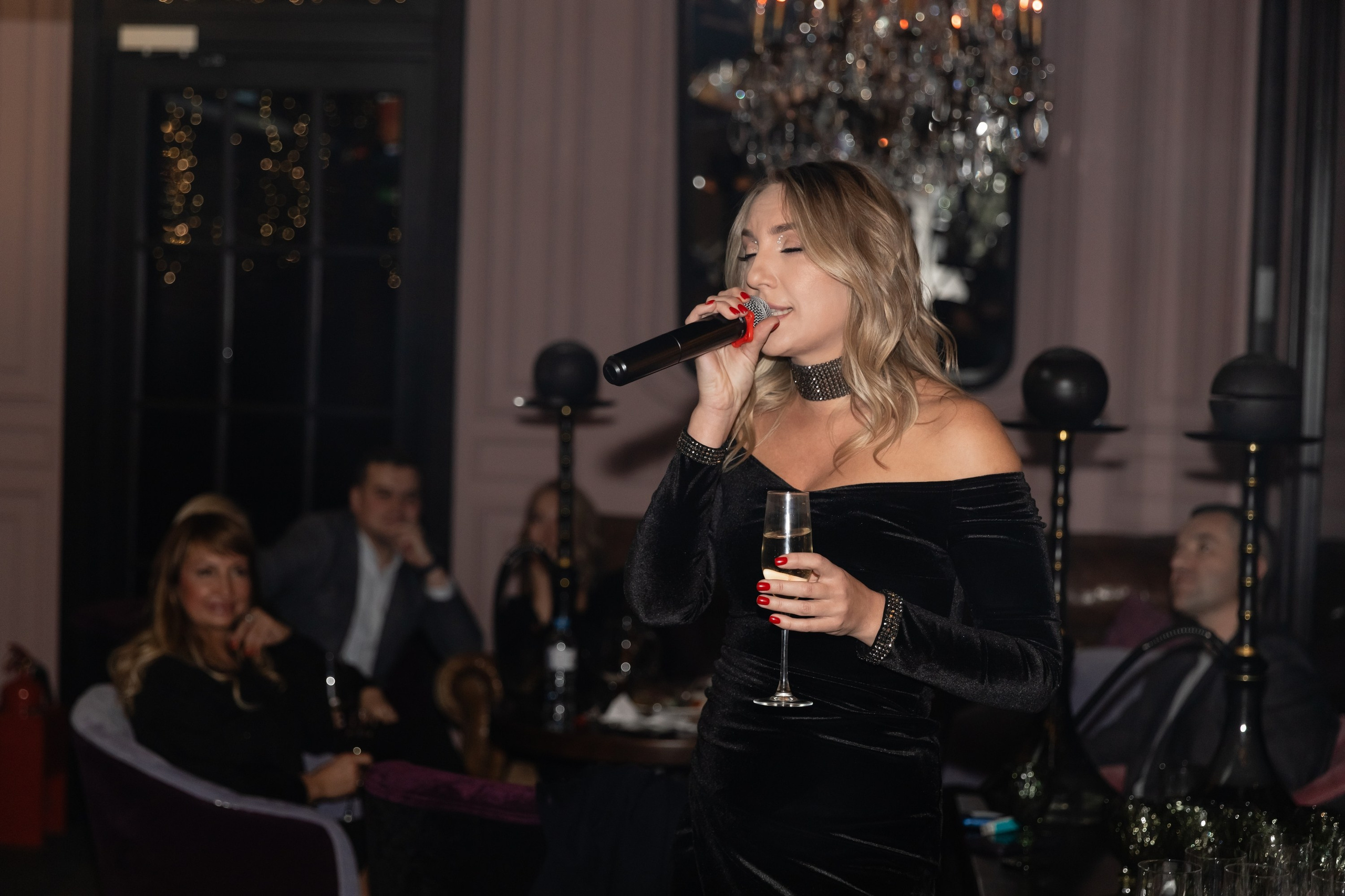 Новогодний корпоратив (Караоке клуб Who is who). Татьяна Чернышова свадебный фотограф Москва