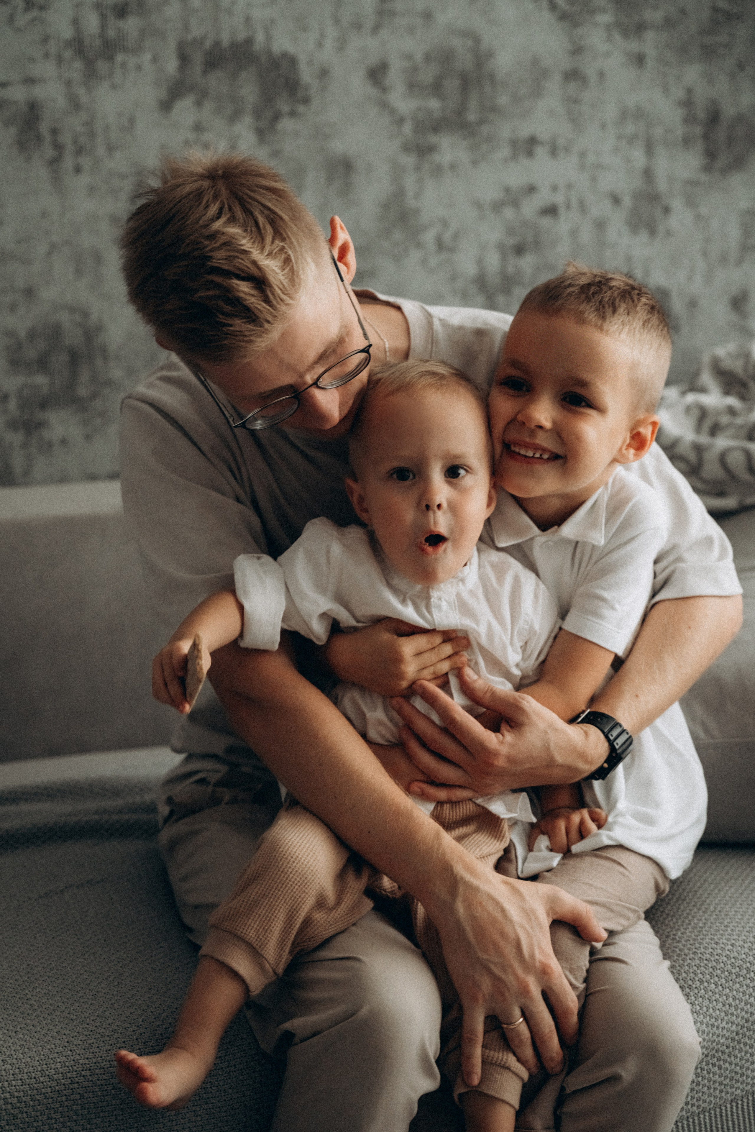 Вика, Сергей, Ян и Сава. Фотограф Мария Миллс | Минск