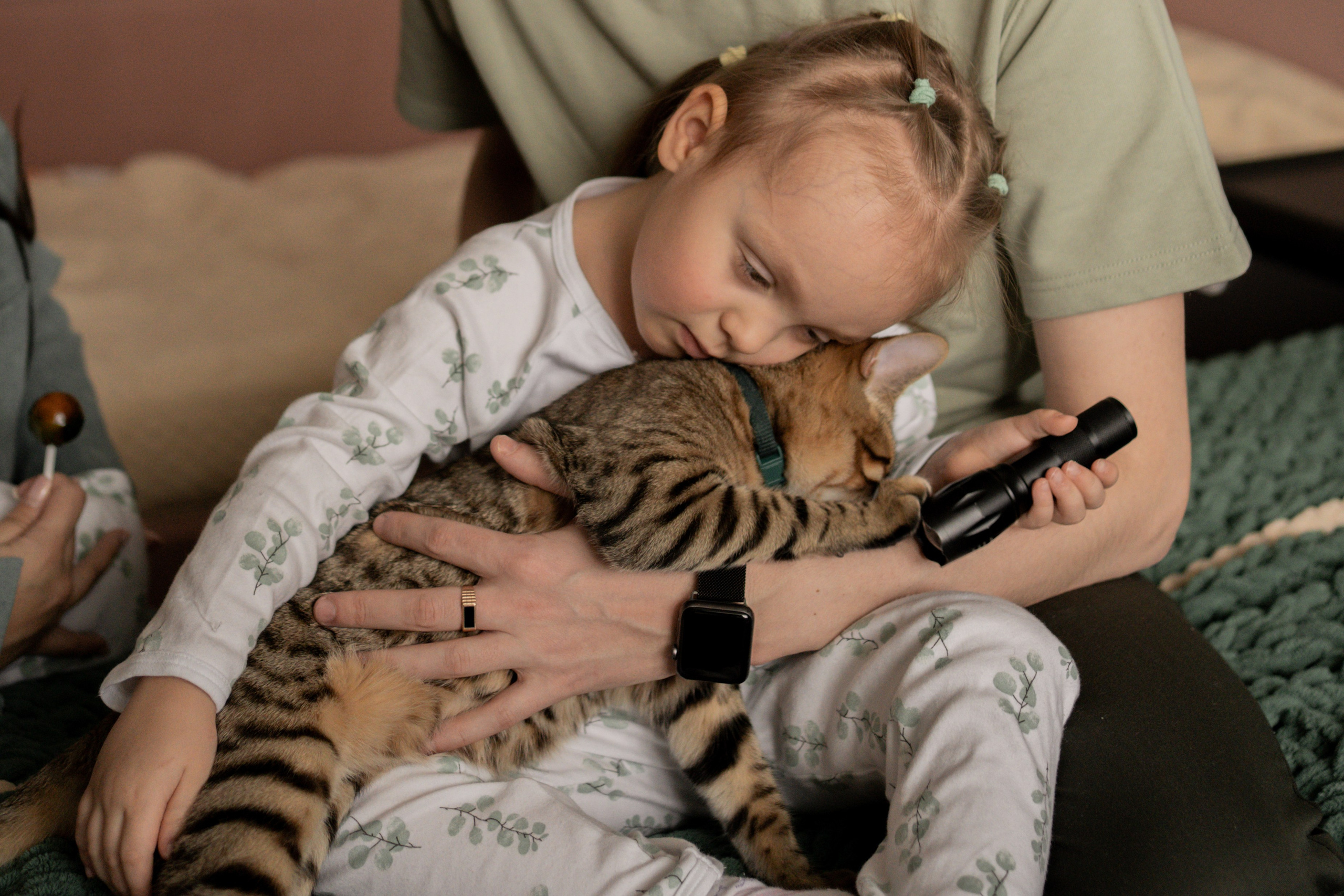Оля, Коля, Аня, Рита. Фотограф грудного вскармливания в Москве Екатерина