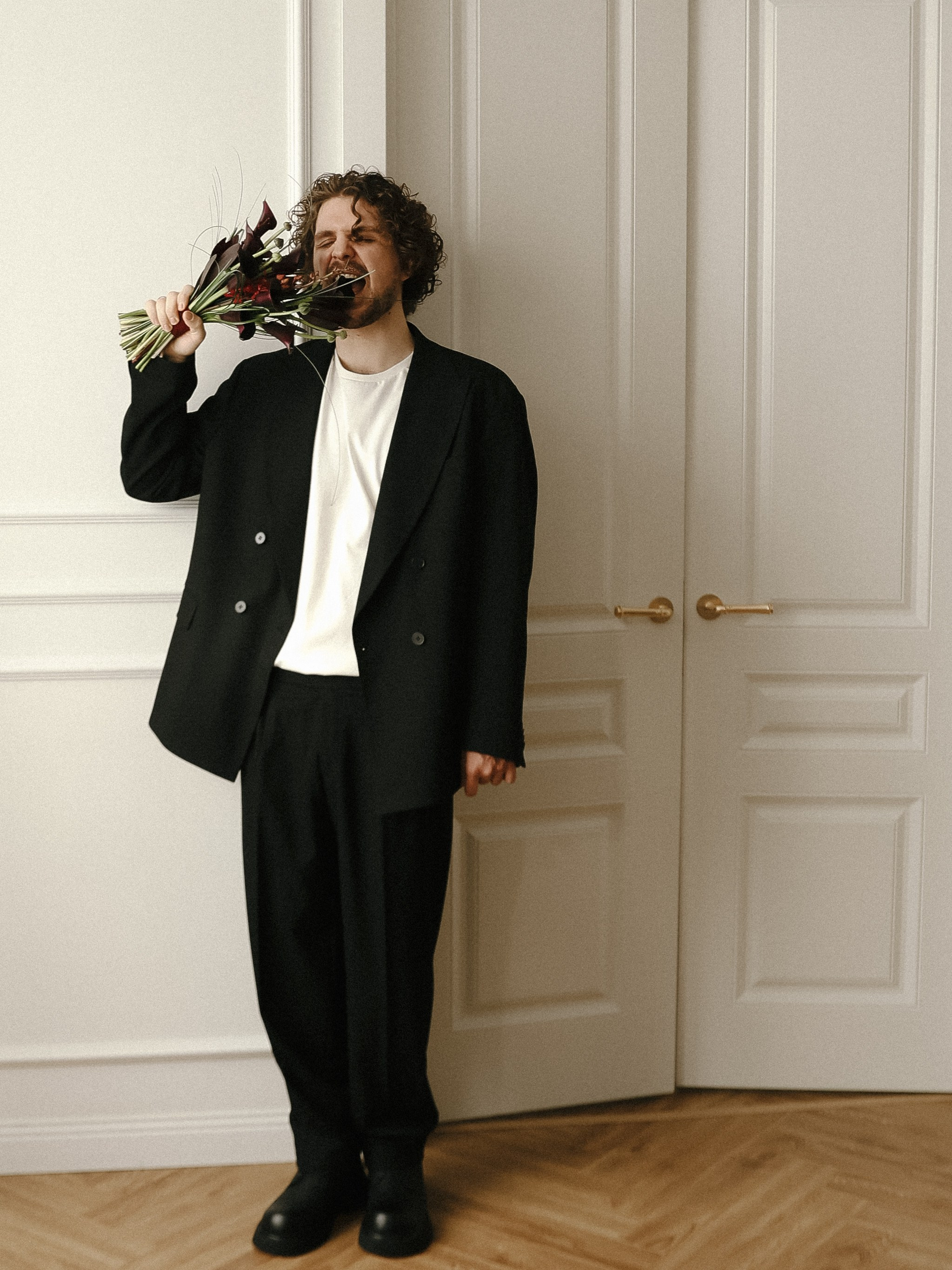 SCARLET. О проете «ЭТОНЕОТПУСК»