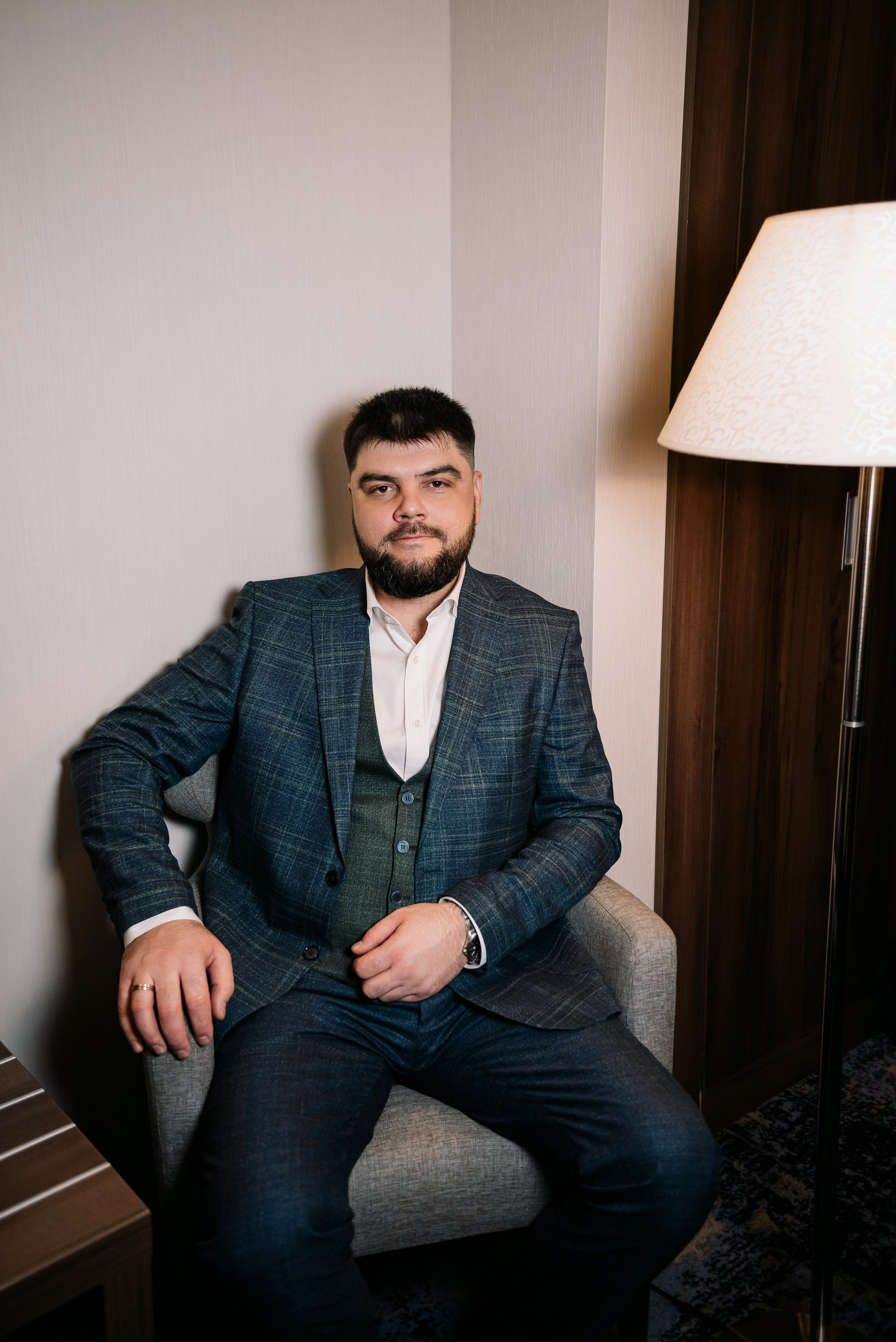 Свадебная фотосессия в отеле Томь г. Кемерово