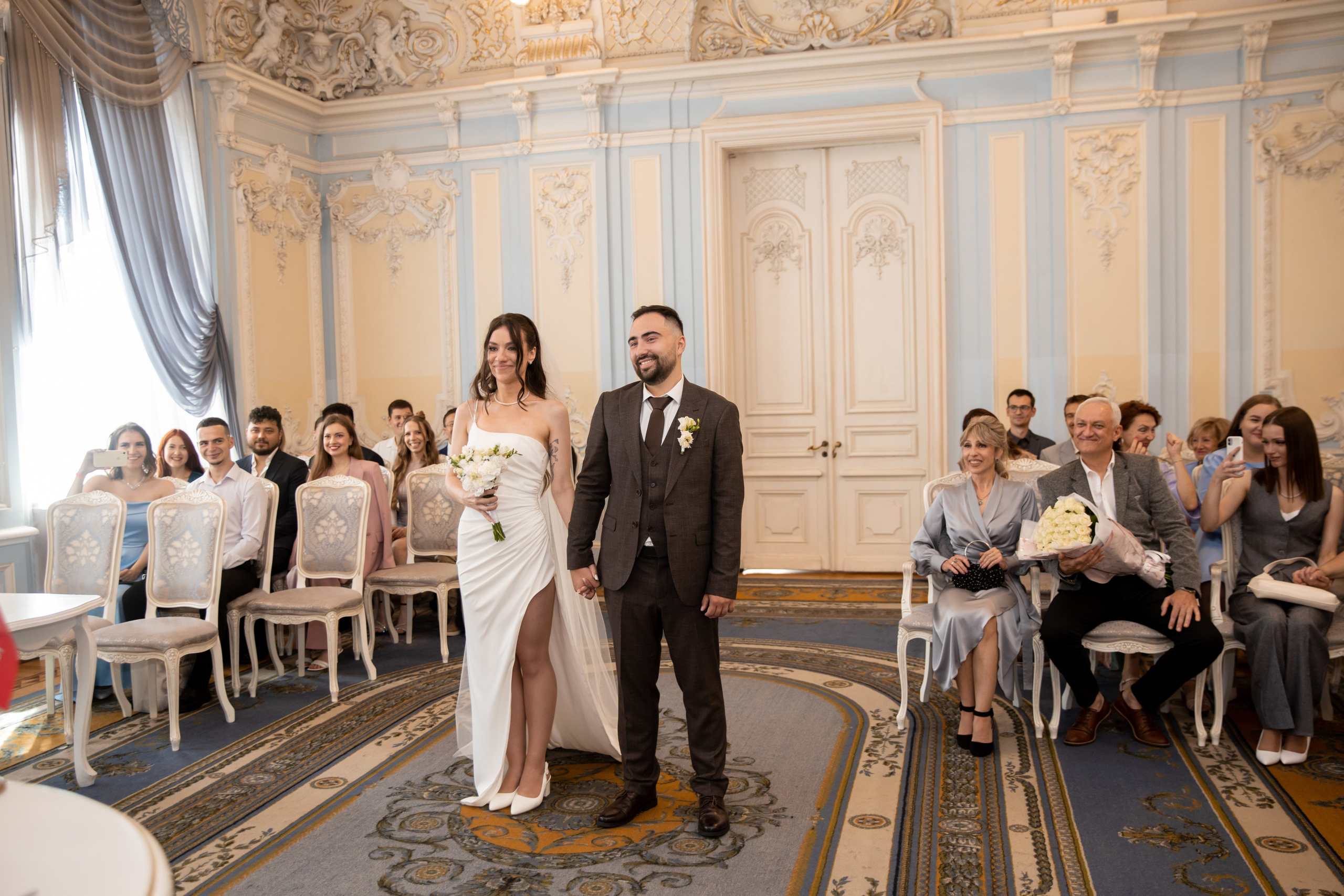 Анна и Александр / Прогулка + ЗАГС. Свадебный и семейный фотограф в Москве Диана Левченко