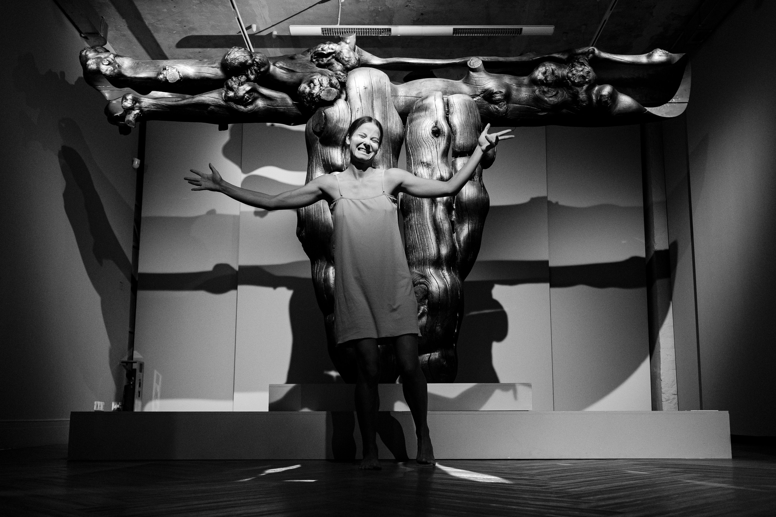 Перформанс в галерее. Фотограф в Иркутске Анна Мирошникова