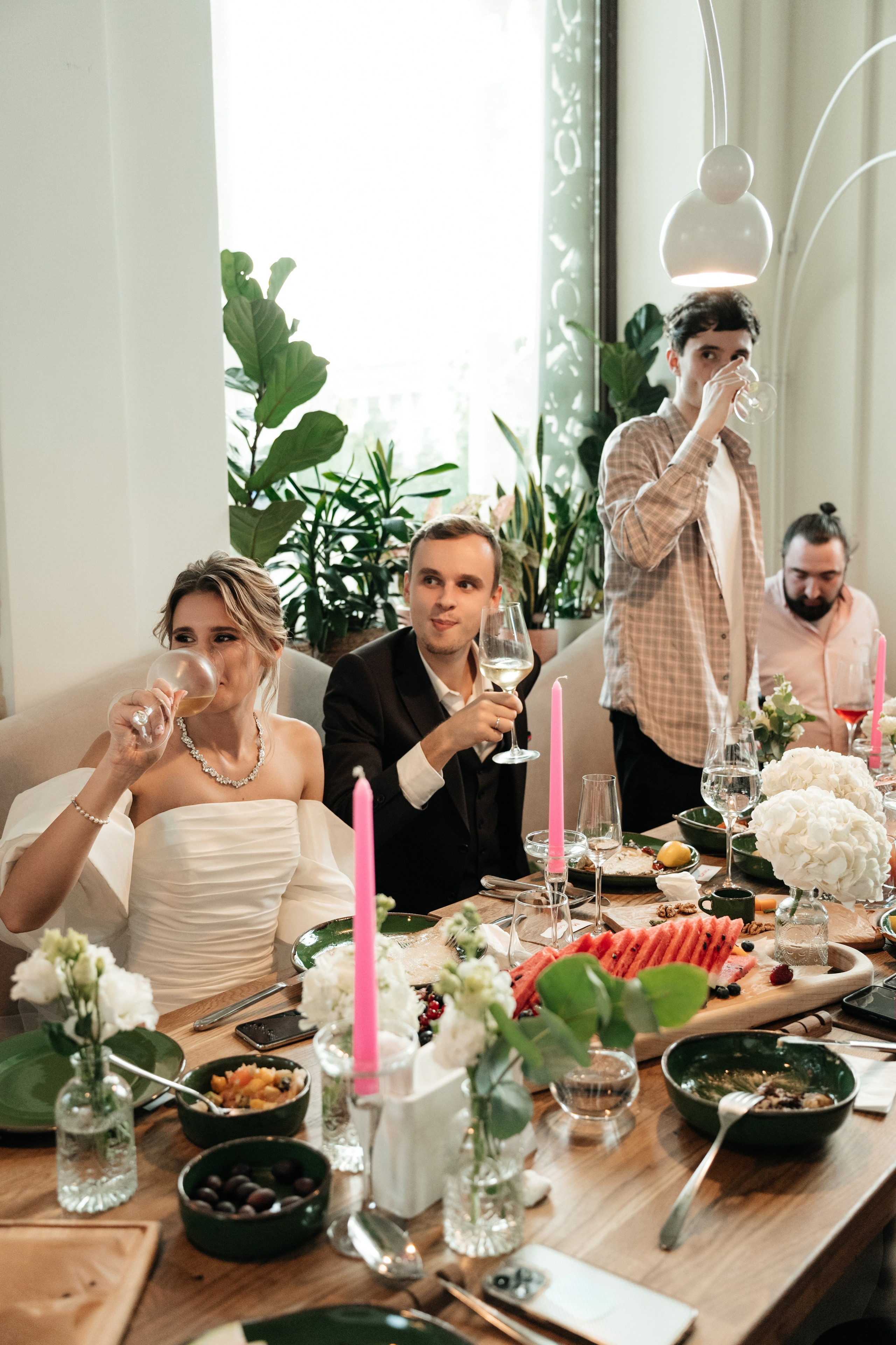 Ресторан Домик в саду, ВДНХ. Свадебный фотограф Москва Александра Аверкова