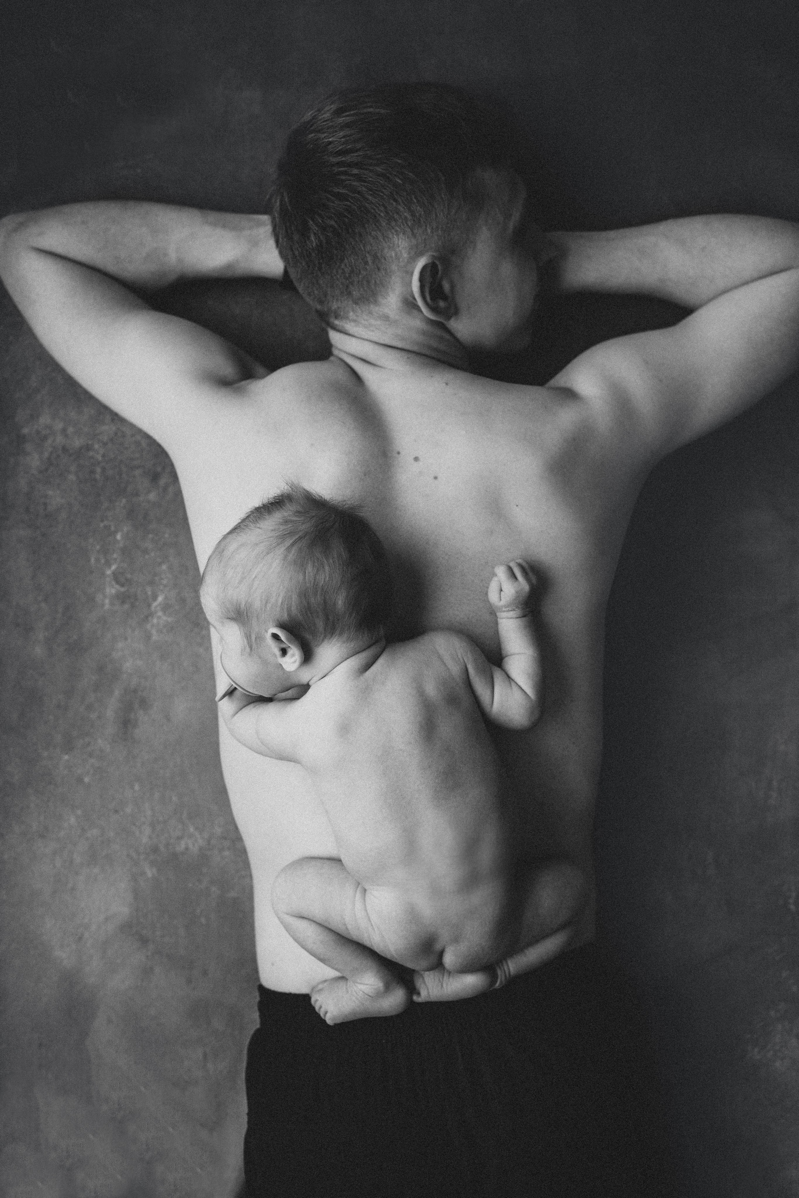 Newborn съемка в стиле Лайф. Фотограф новорожденных малышей в Омске и Омской области Эльвира Камаева