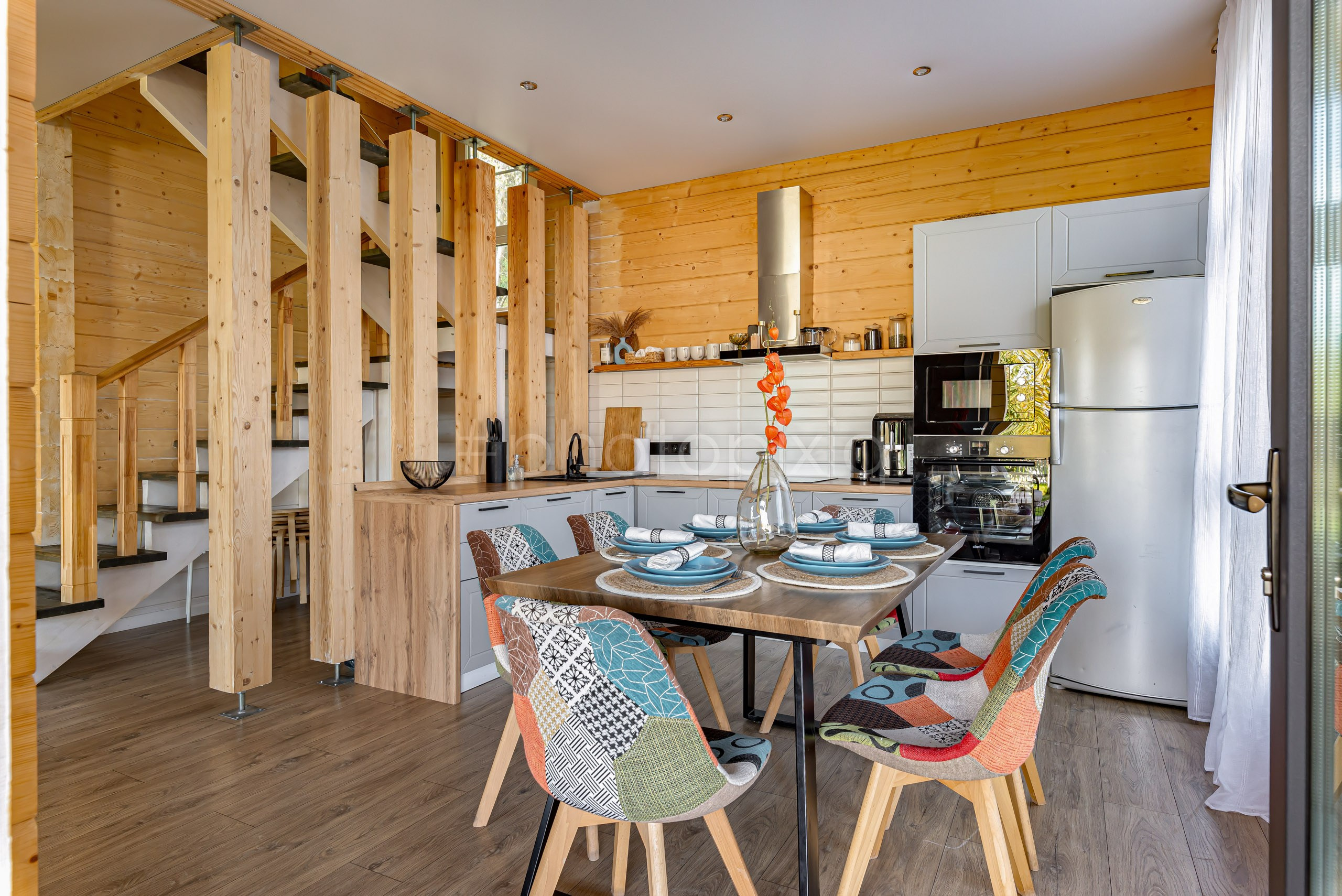 Съёмка загородного дома в КП Венский Лес для аренды. Интерьерная съёмка и виртуальные туры — Интерьерный фотограф Кузнецов Сергей (photopixiq)