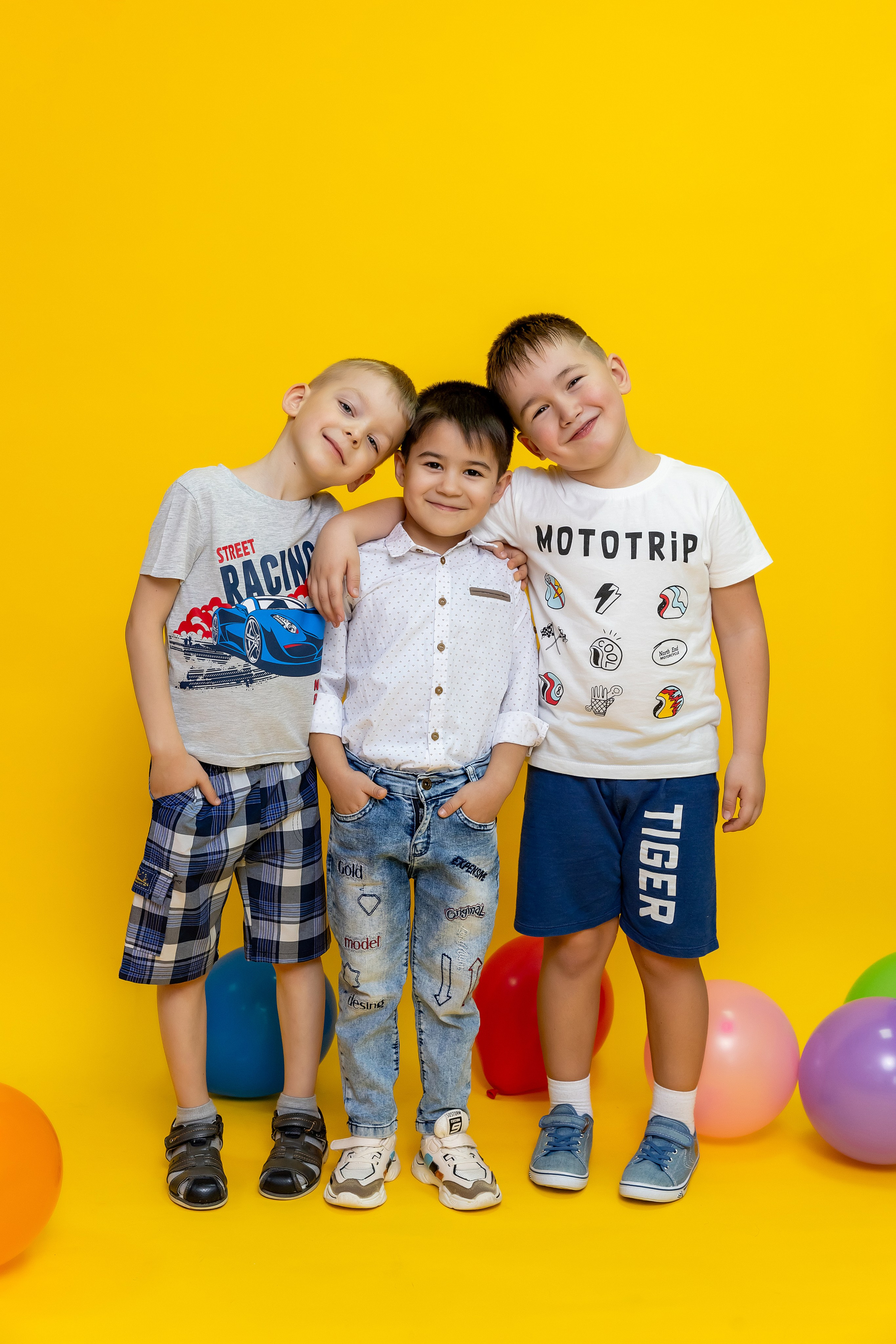 Примеры фото ДЕТСКИЙ САД. Фотограф Радужный ХМАО, Школьный фотограф, семейный фотограф, выпускной альбом