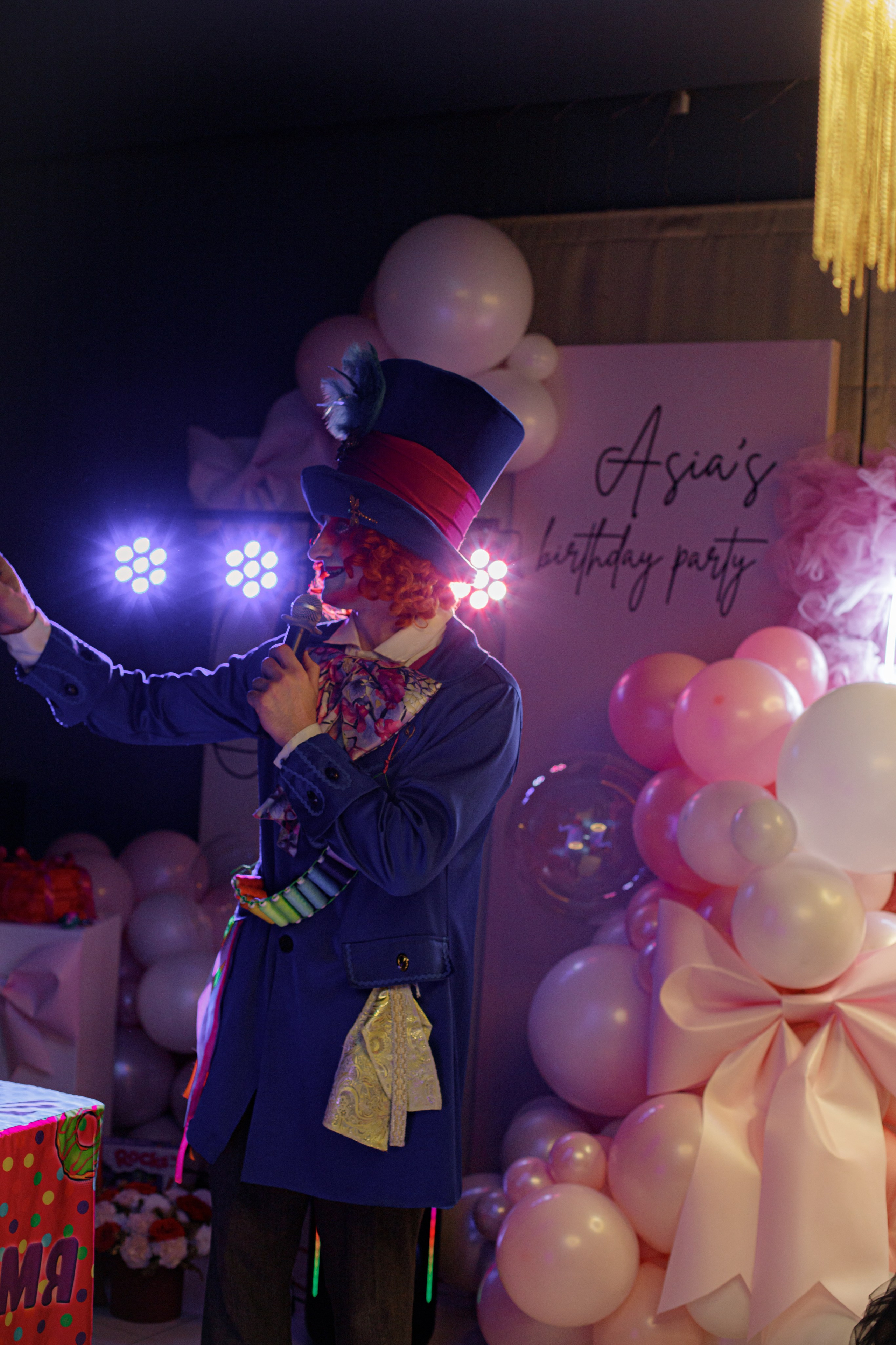 ASIA'S BIRTHDAY PARTY. Photokarish