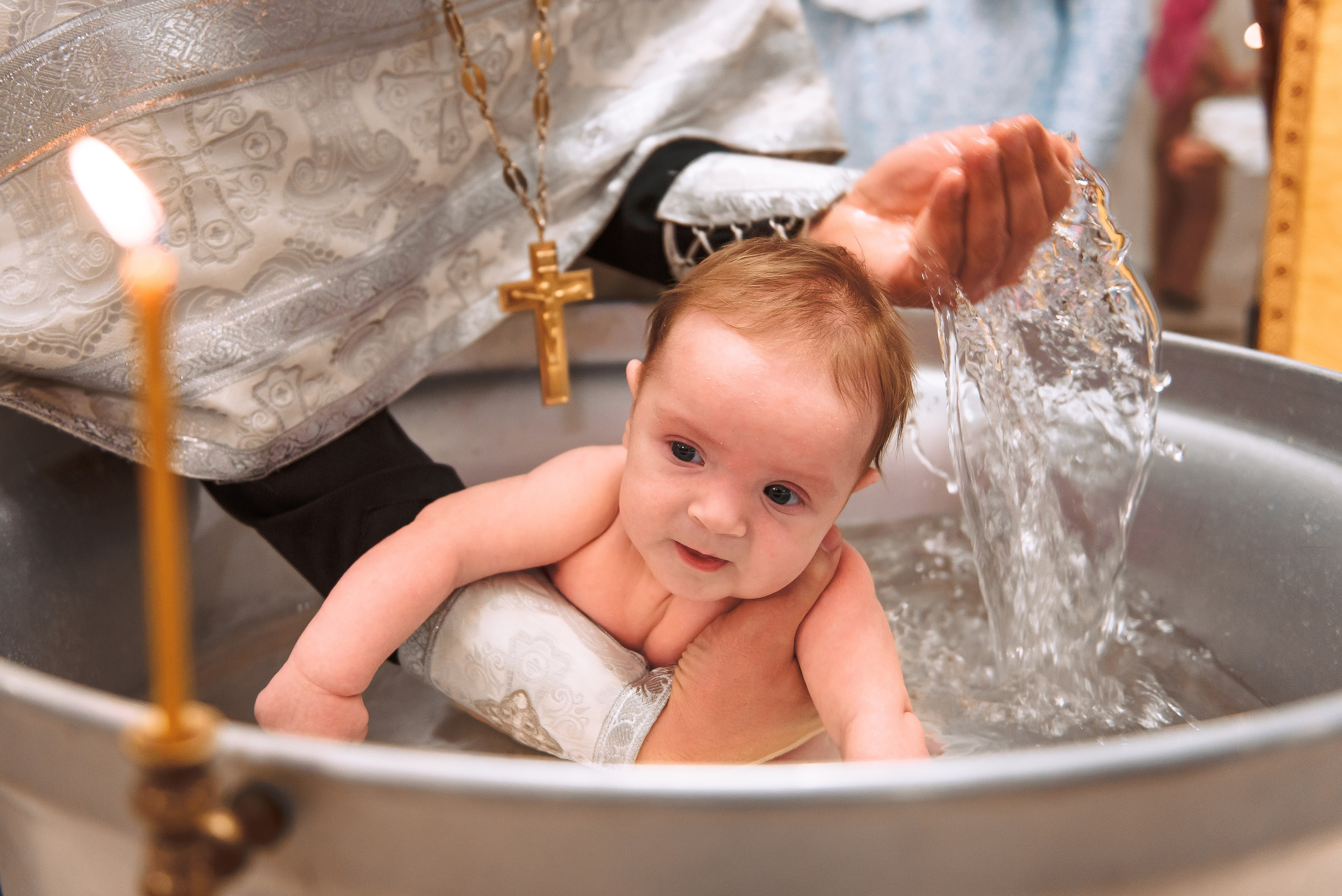 Крещение в Храме иконы Божией Матери Неупиваемая Чаша. Свадебный и семейный фотограф в Москве Юлия Винник