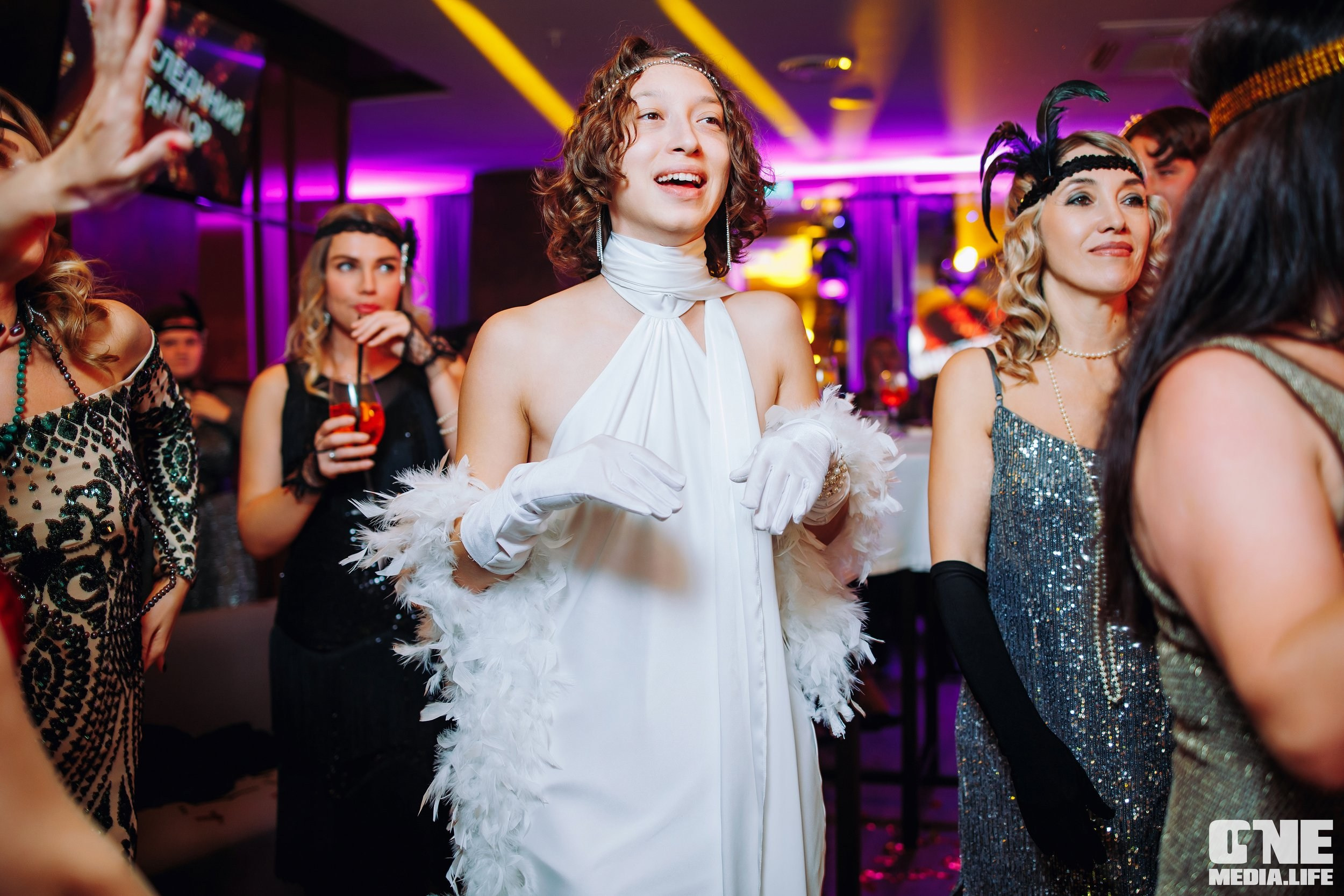 Вечеринка в стиле GATSBY. One Media Life: фоторепортажи, фотоотчеты с мероприятий и заведений
