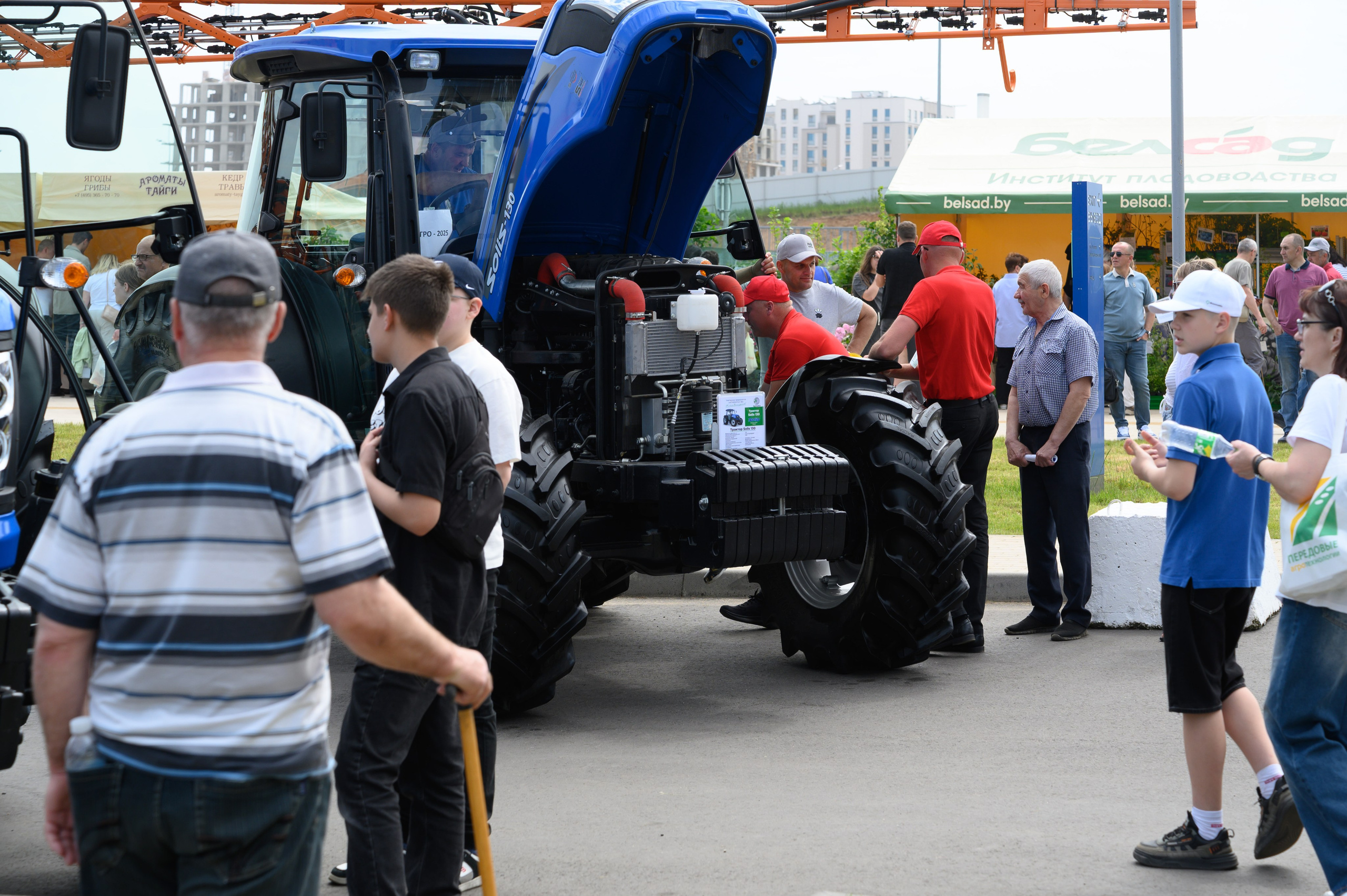 Агровыставка. Фотоуслуги, услуги фотографа, фотографирование важных событий