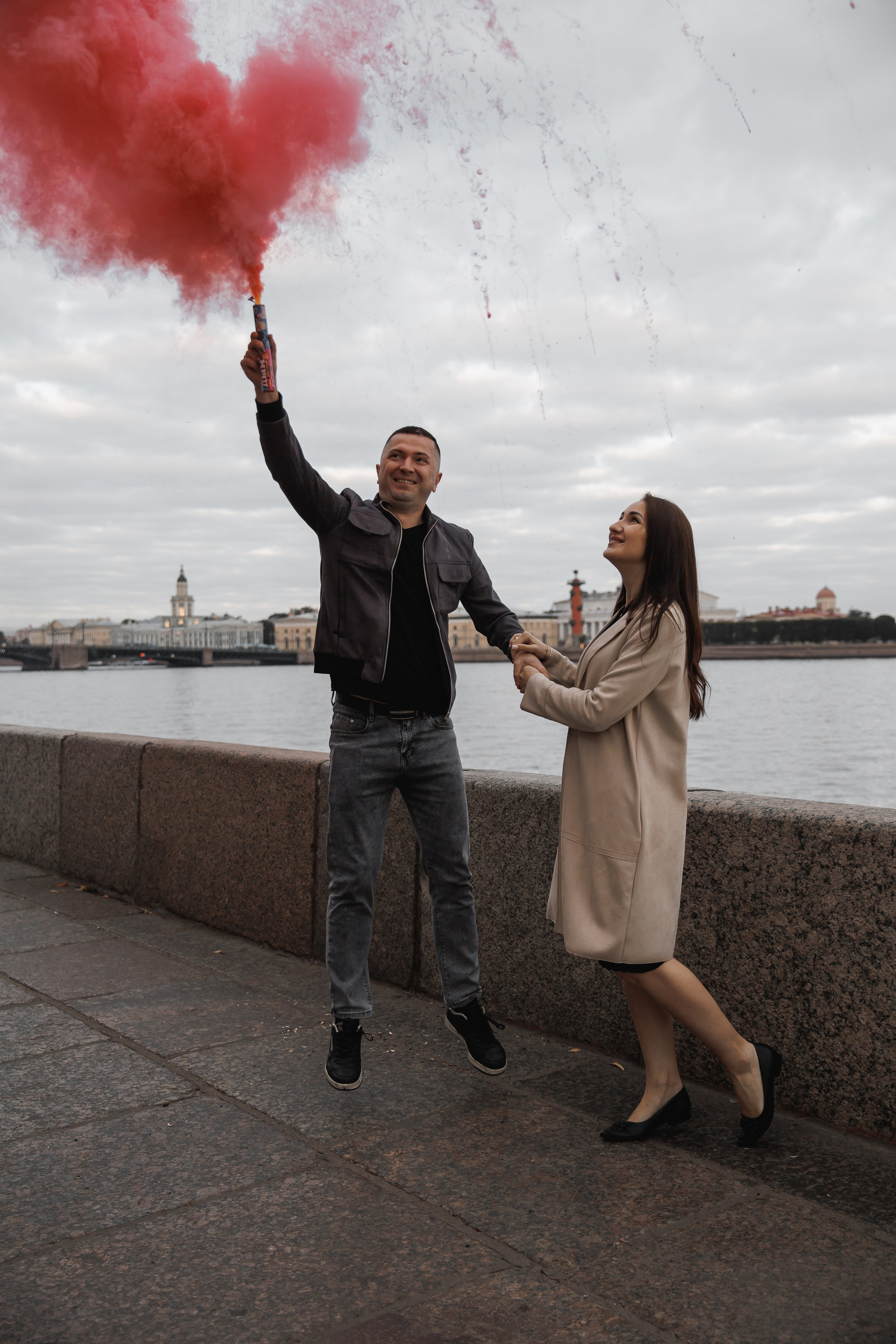 Цветной дым гендер пати