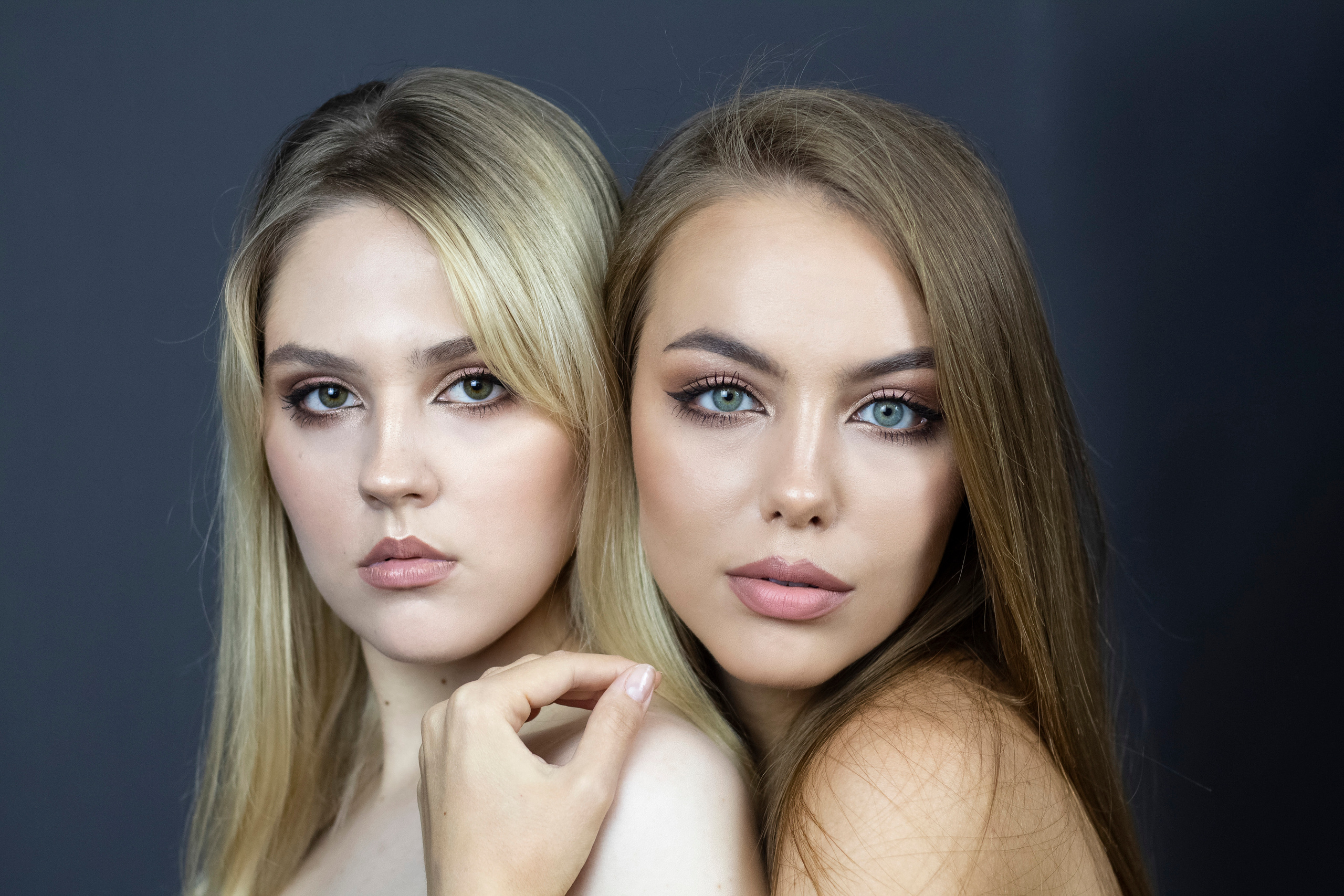 Выпускные альбомы Стрежевой