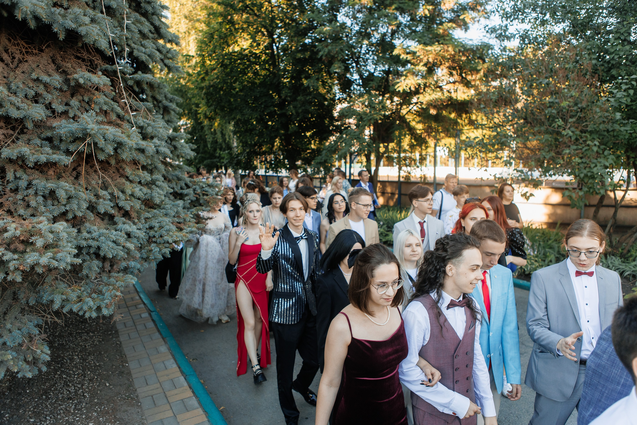 Выпускной Гимназия 12 2024 г. Свадебный и портретный Фотограф в Липецке Дмитрий Котюков