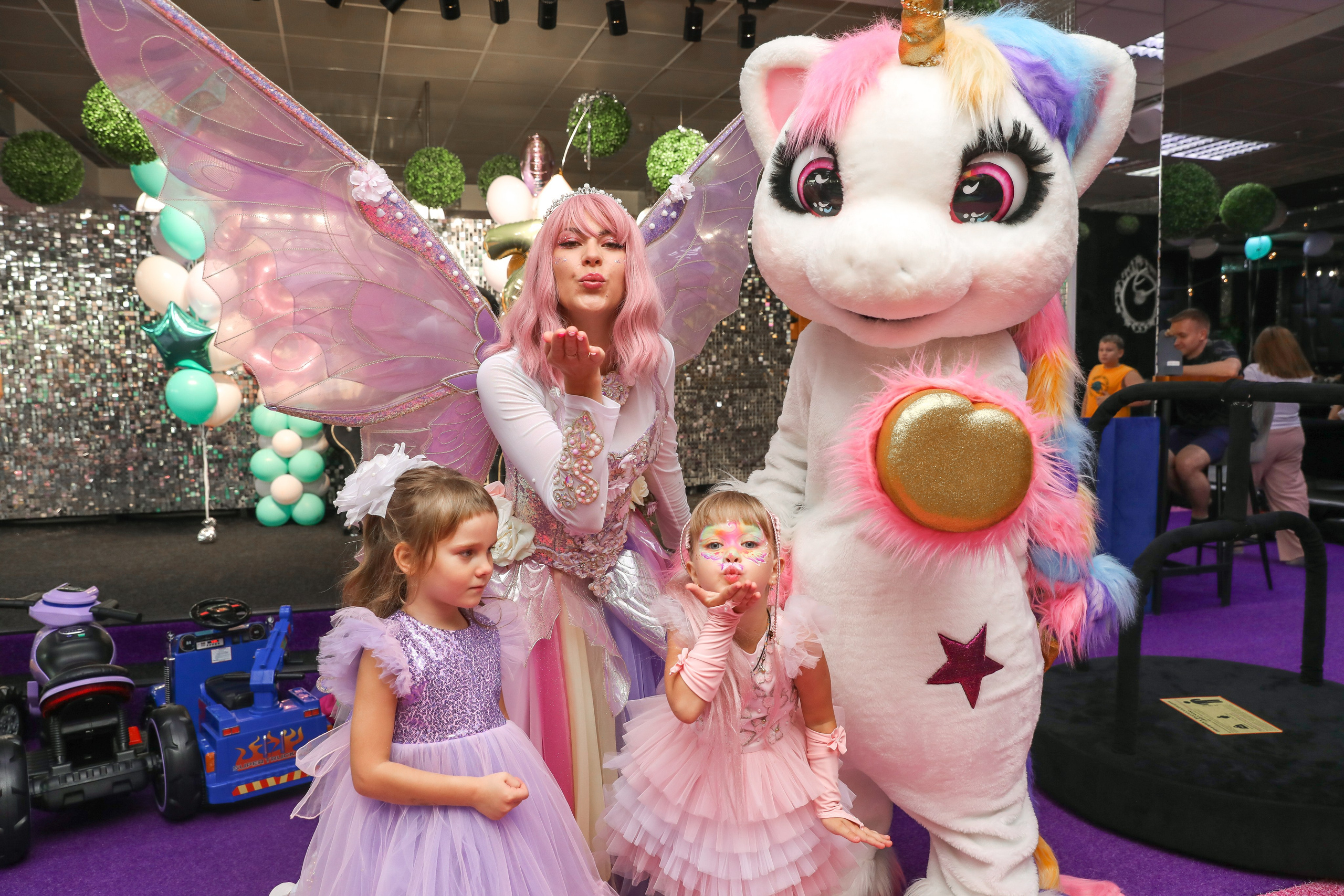 ДЕТСКИЕ МЕРОПРИЯТИЯ. Photographer Viktoriya Markushina «My world throug»