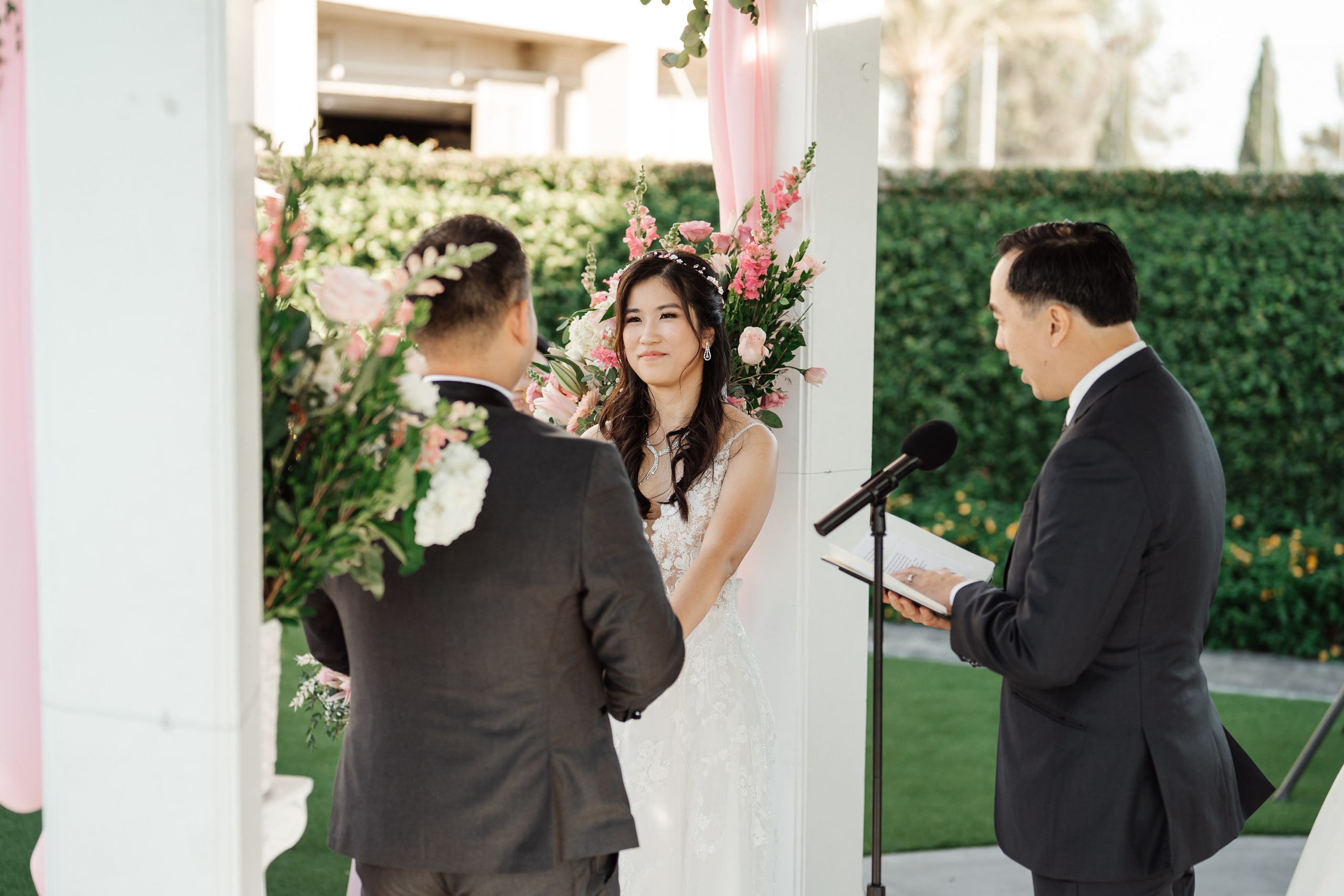 2025-08-16_AndreaChristopher. Ретушер Зенькевич Света