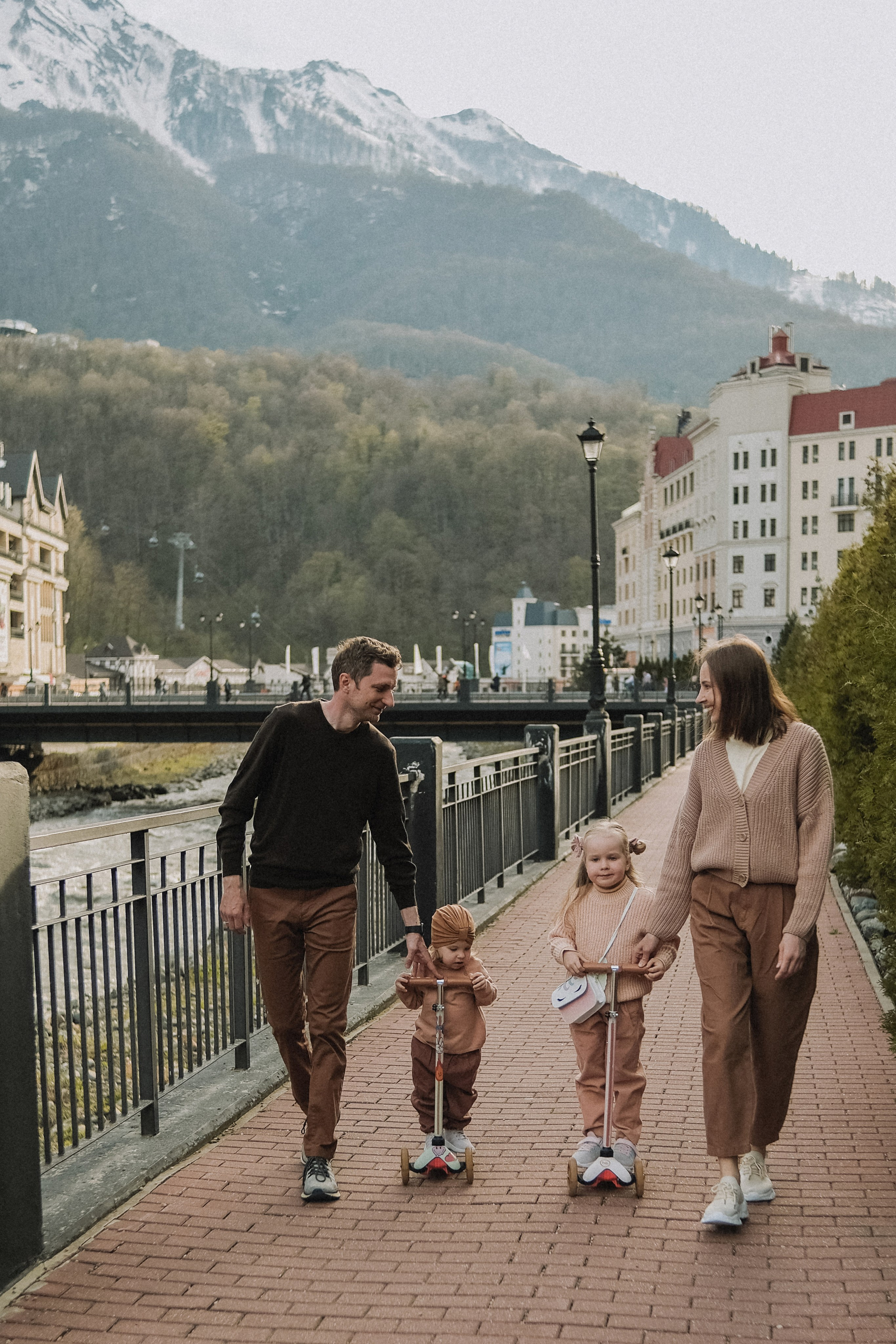 Семья Есении и Эмилии. Семейный фотограф Москва