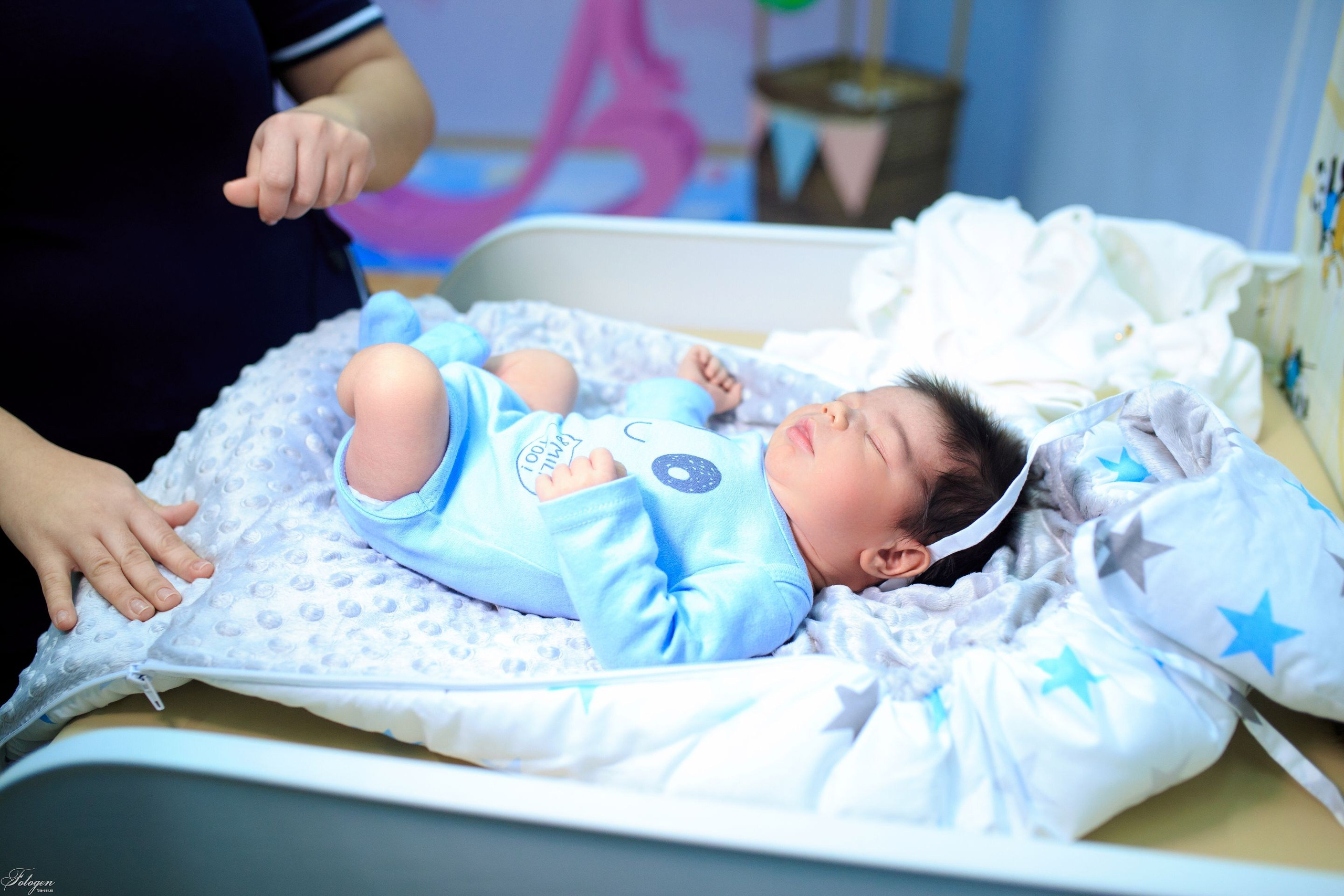 Фотосессия выписки из роддома в Краснодаре | Портфолио Fotogen. Интерьерная фотостудия FOTOGEN г. Краснодар
