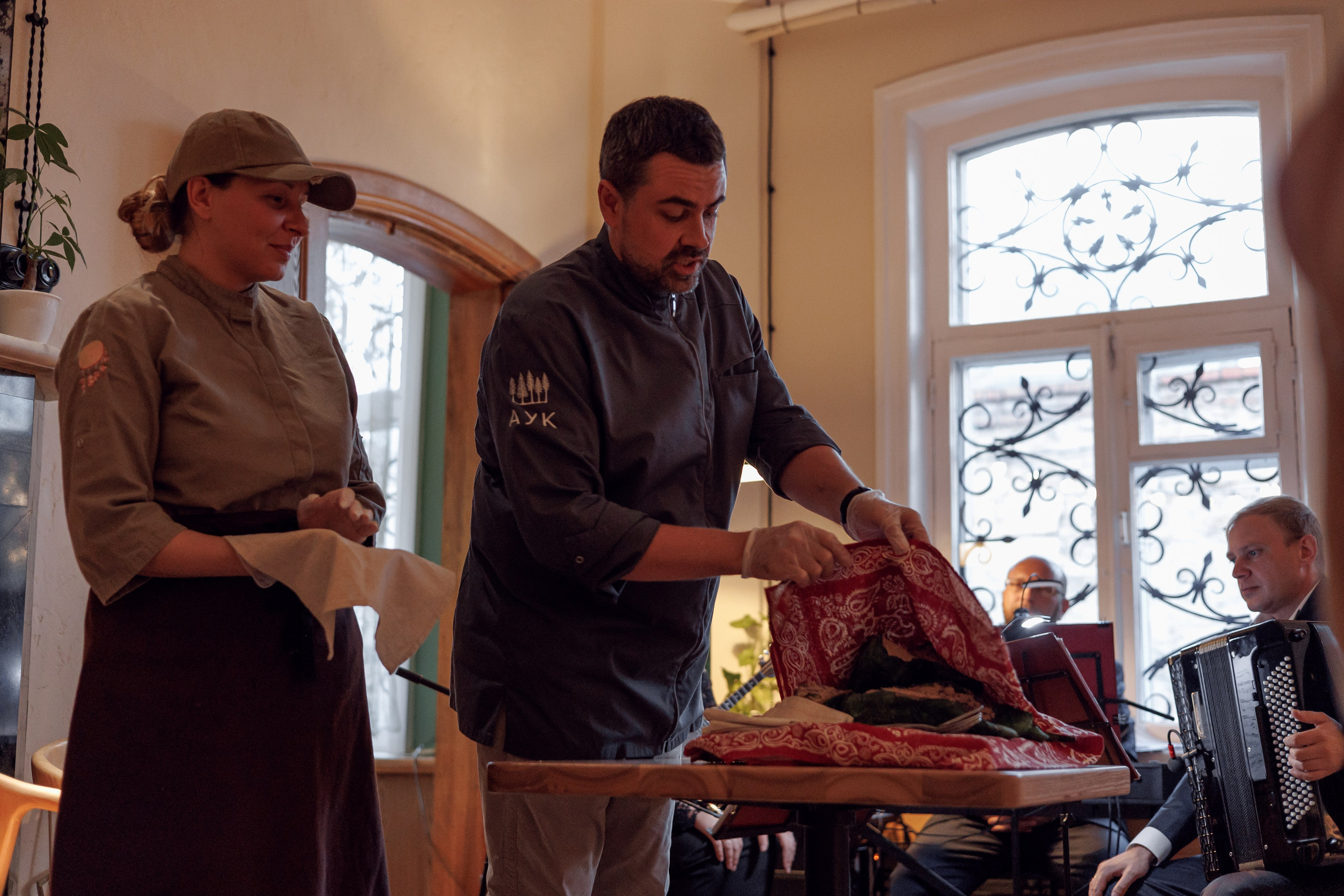 Гастроужин в ресторане Усадьба рябининых челябинск