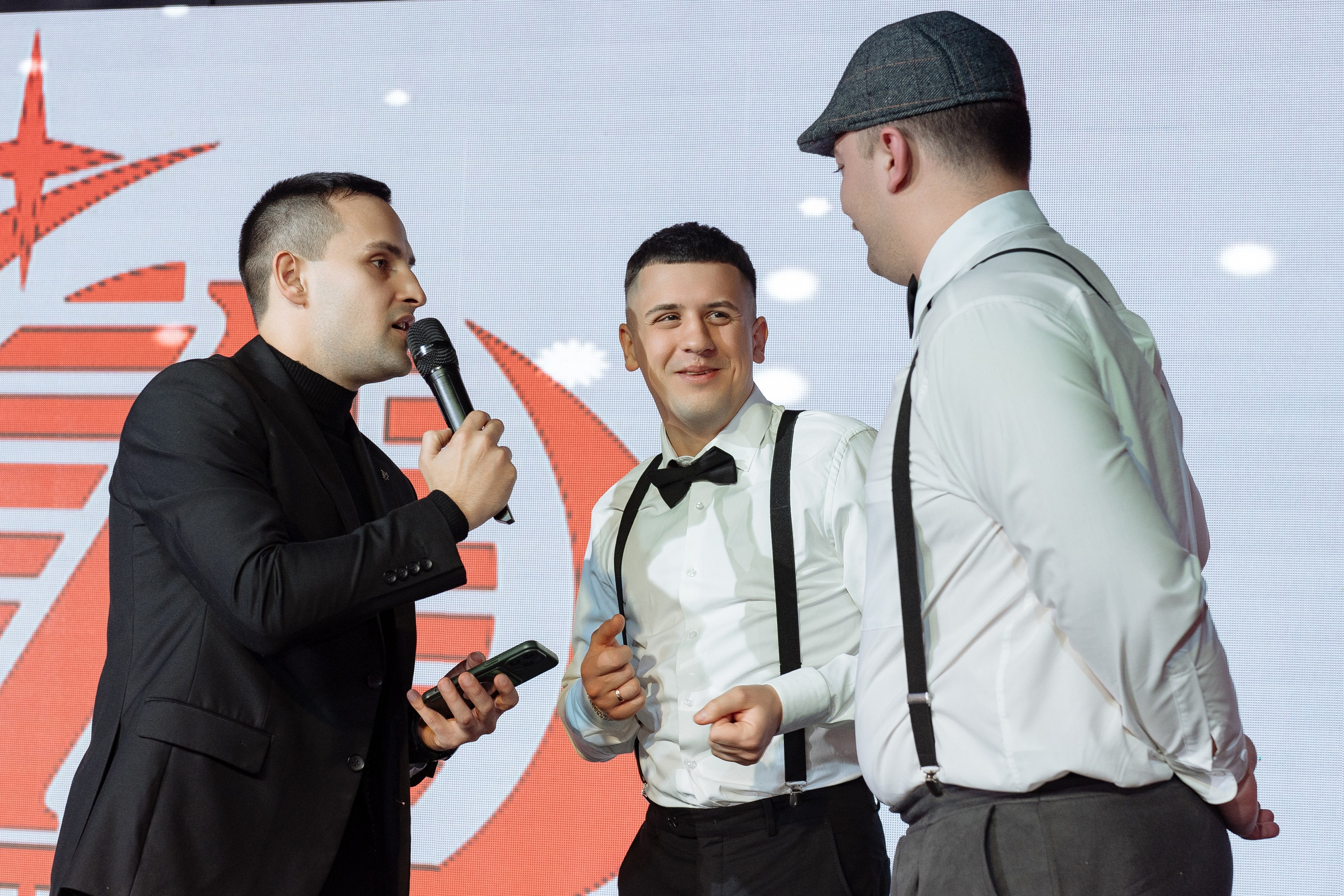 Альбион Тур