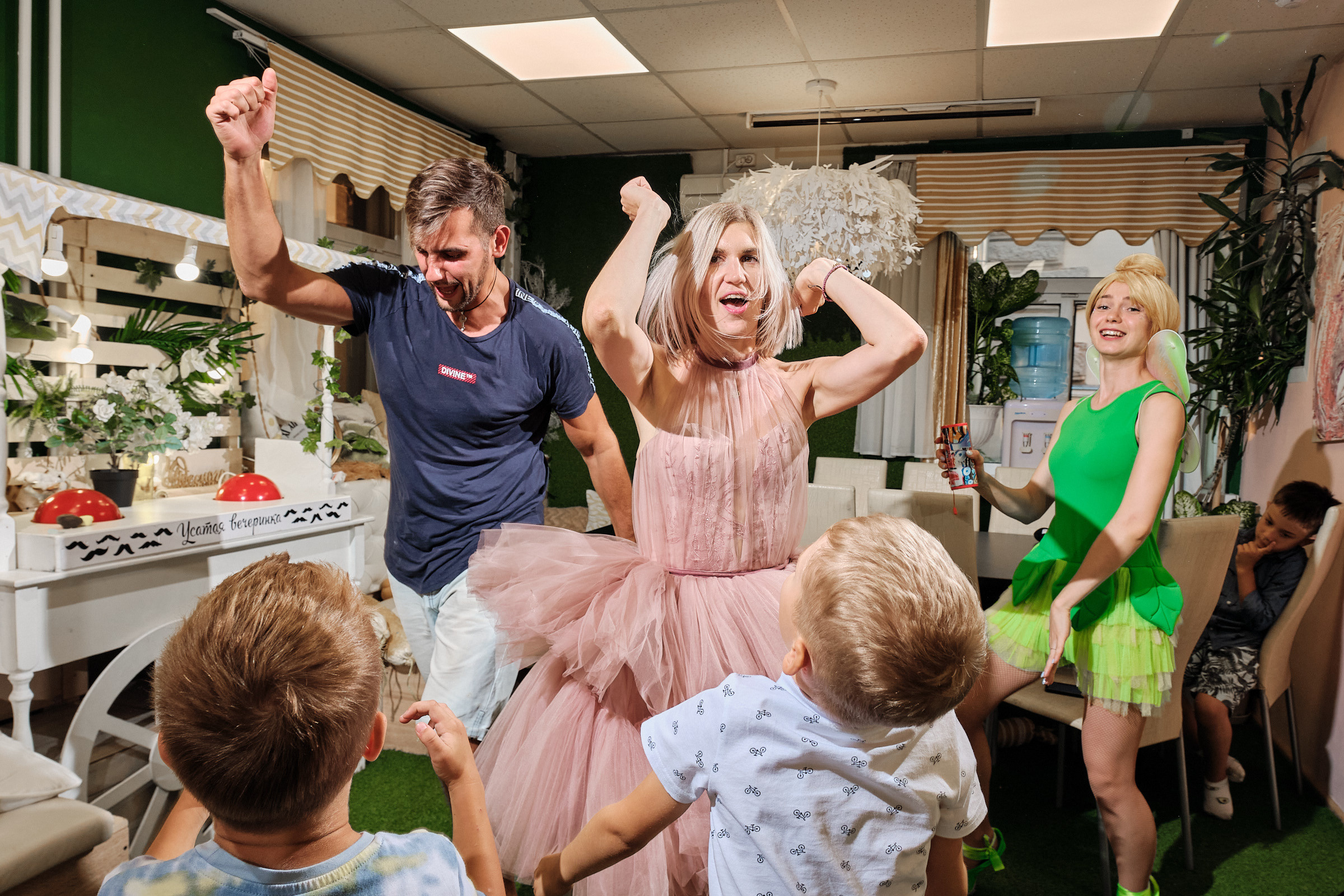 Детский день рождения. Софе 6 лет. Профессиональный фотограф в Екатеринбурге Юра Сахар