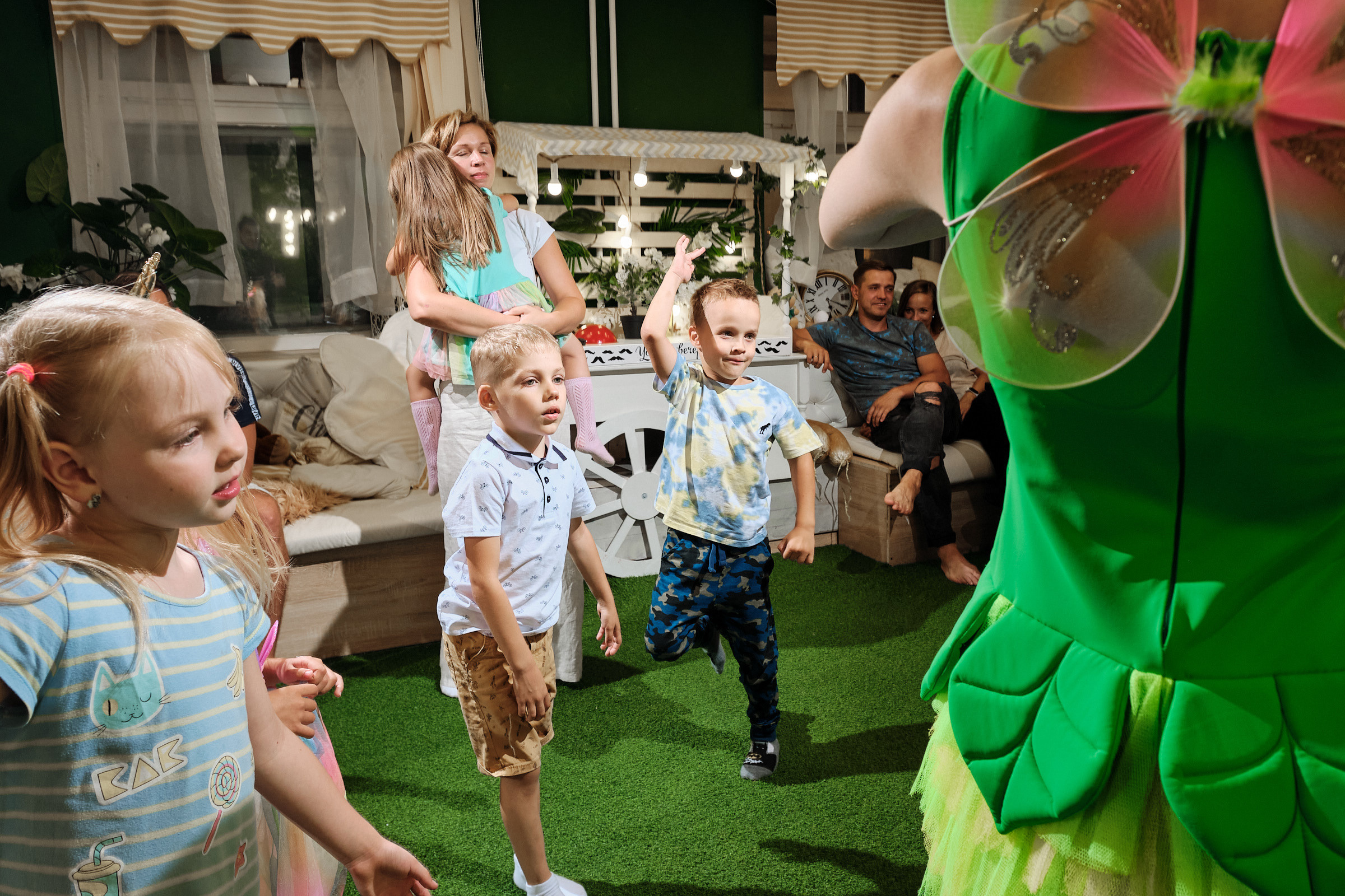 Детский день рождения. Софе 6 лет. Профессиональный фотограф в Екатеринбурге Юра Сахар