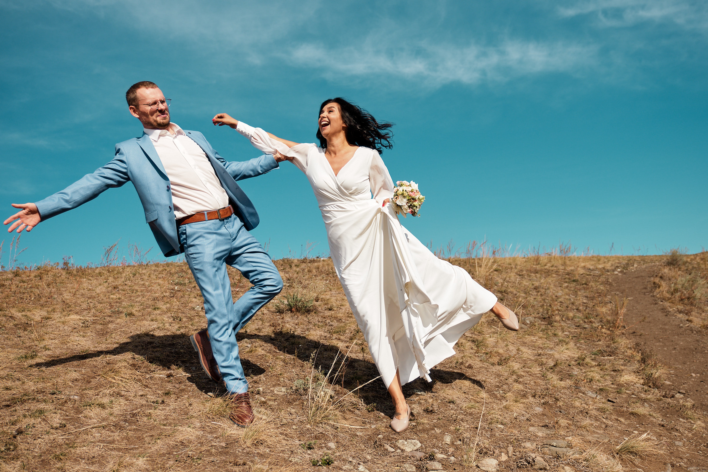 Юрий и Виктория. Свадебная фотосессия Ревун. Профессиональный фотограф в Екатеринбурге Юра Сахар