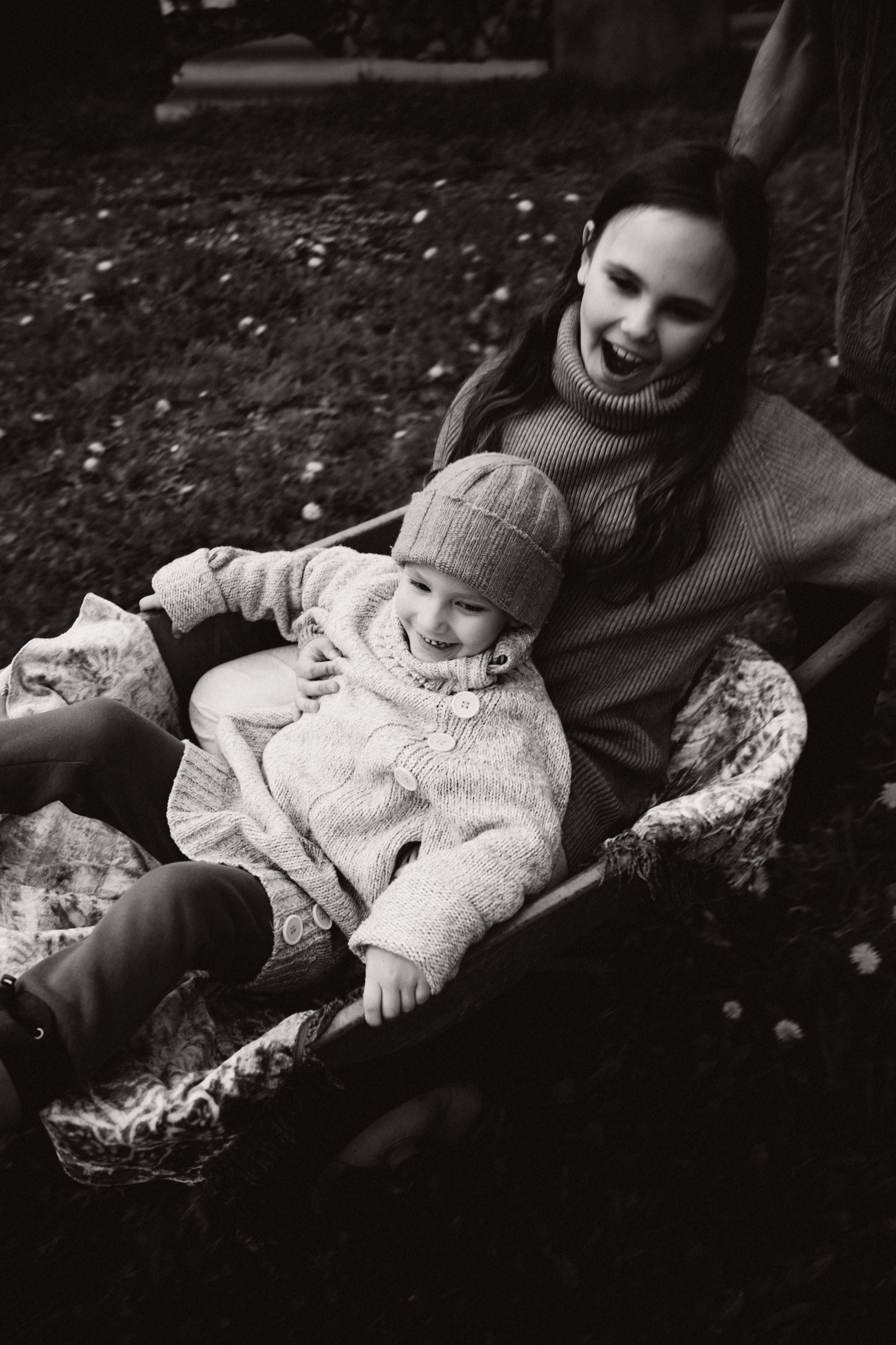 Лето у бабушки. Семейный свадебный фотограф Екатеринбург Первоуральск Шарнина Алёна