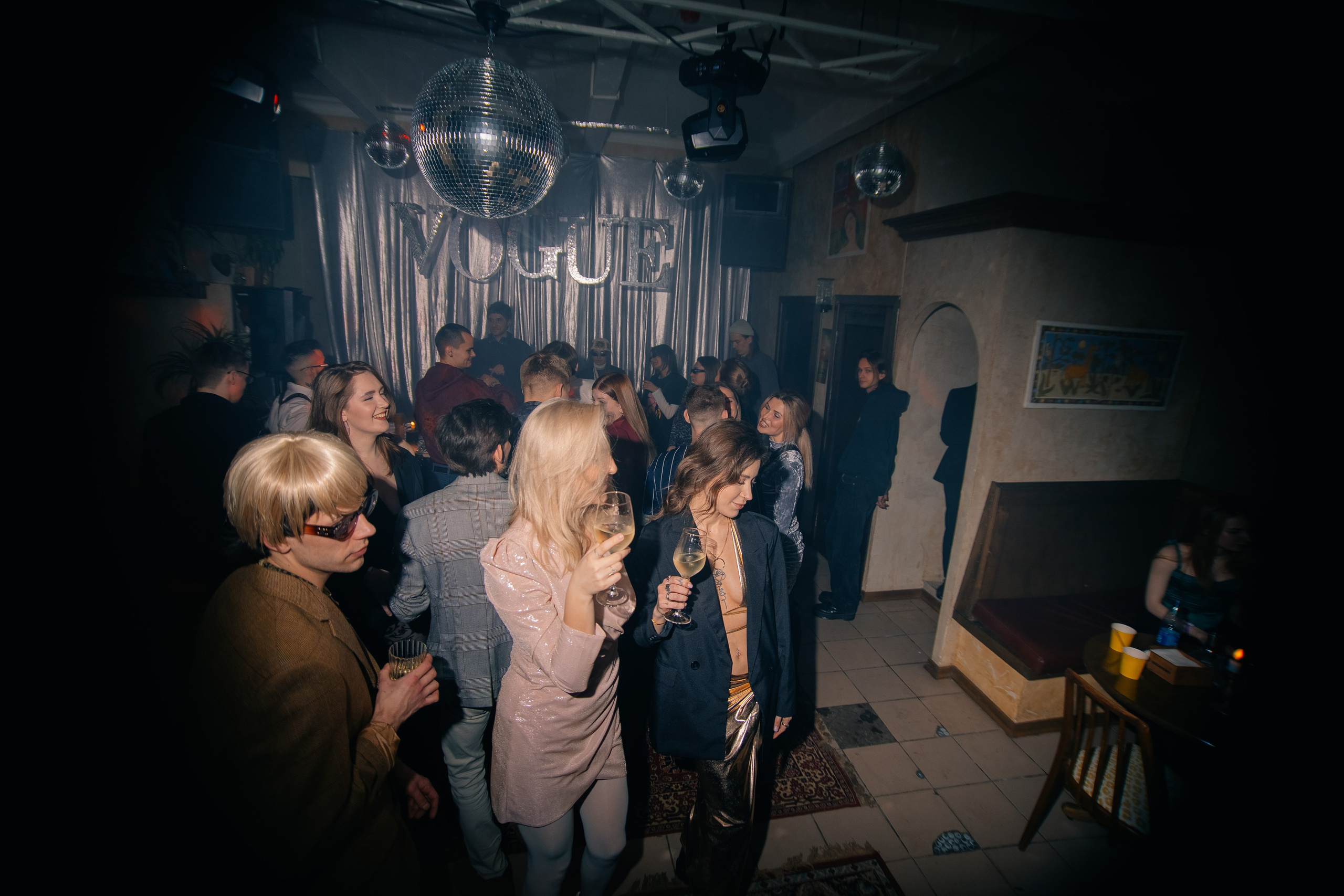 VOGUE BAL 14.02. Фотограф Егор Огородов