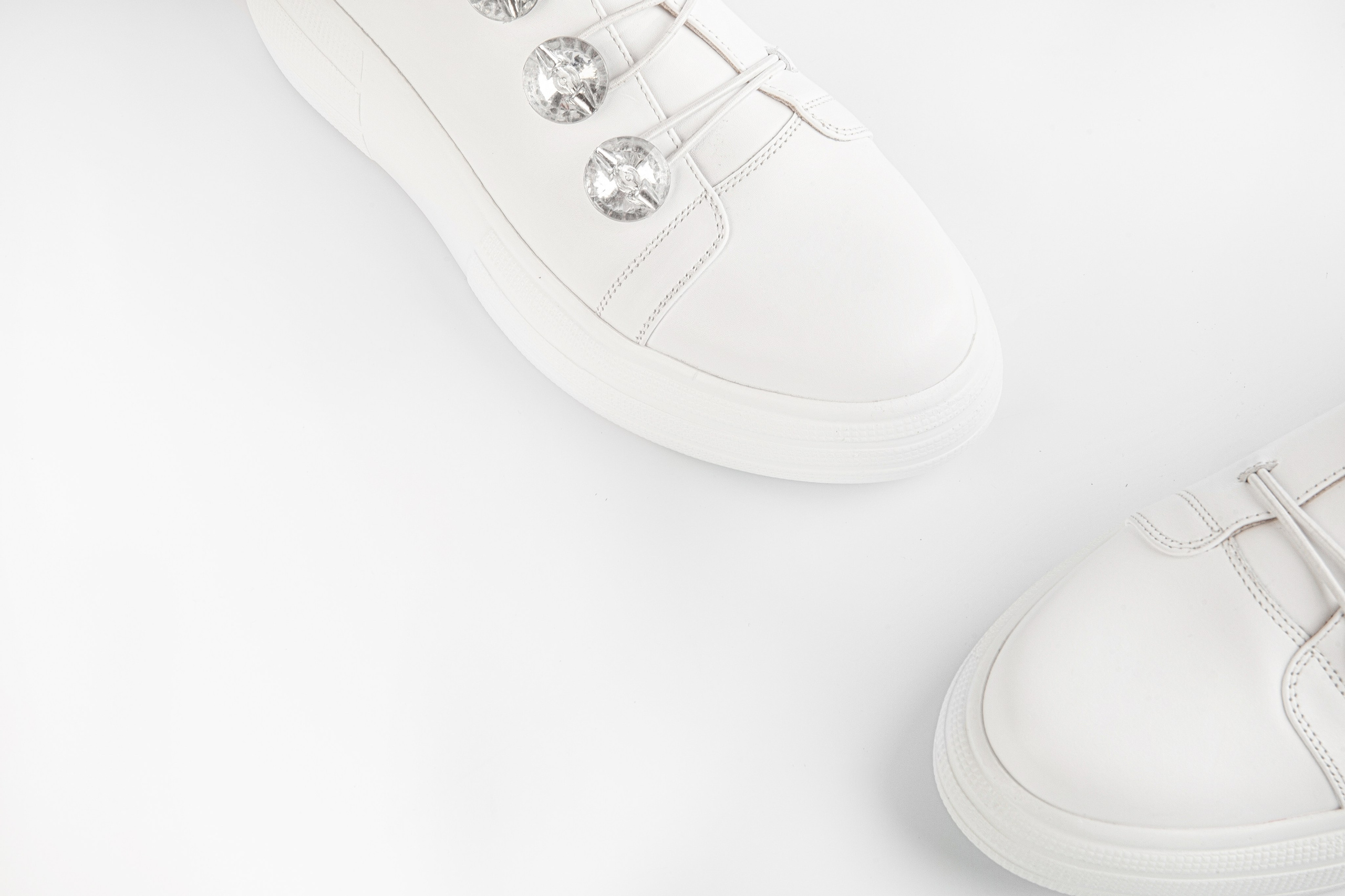 Обувь-модели. Съемка в фотостудии для маркетплейсов. Топ-фотограф