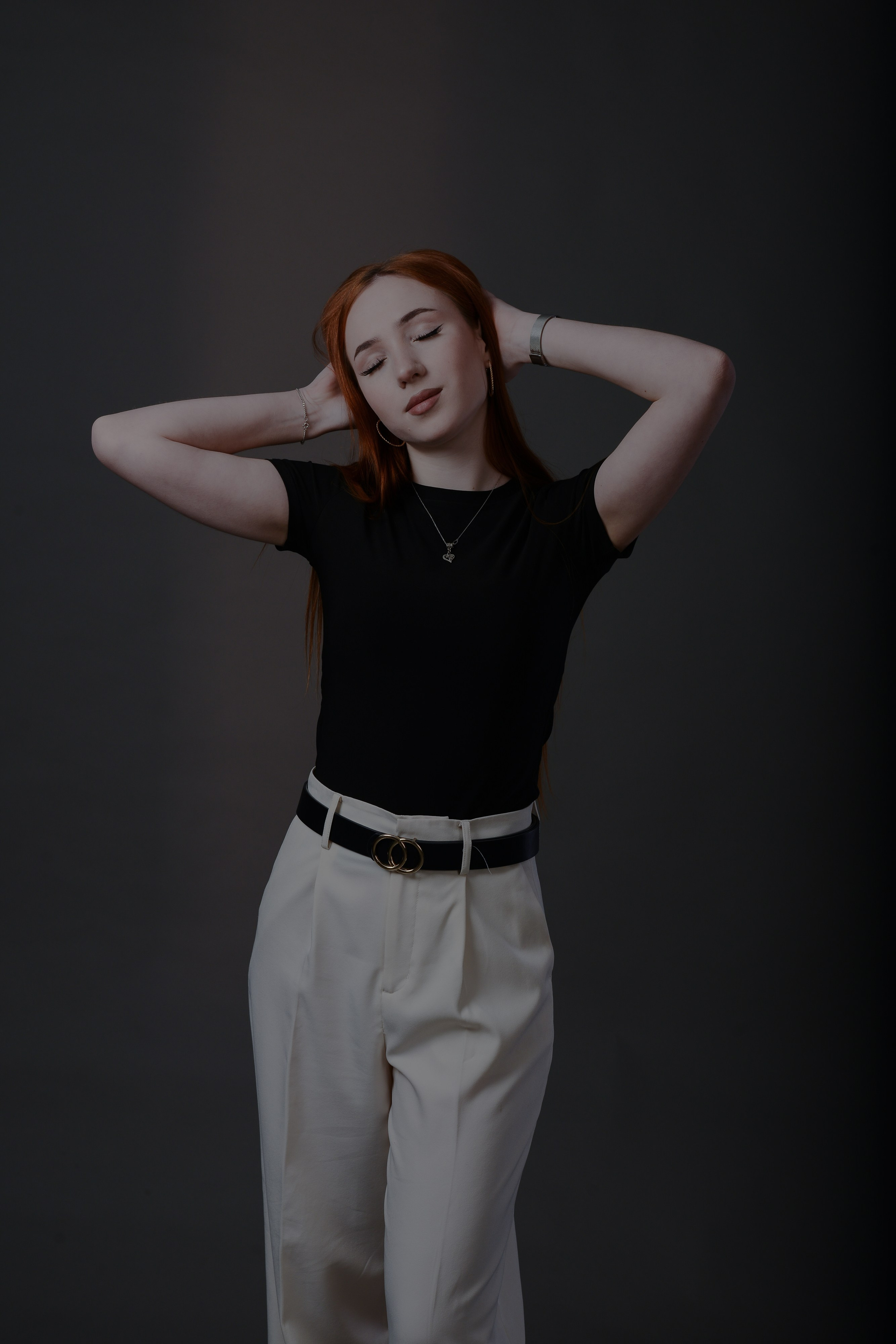 Фотосессия девушки в фотостудии «Light & Soul» I Нижний Новгород. Кадры с фотосессии очаровательной Анастасии И 001