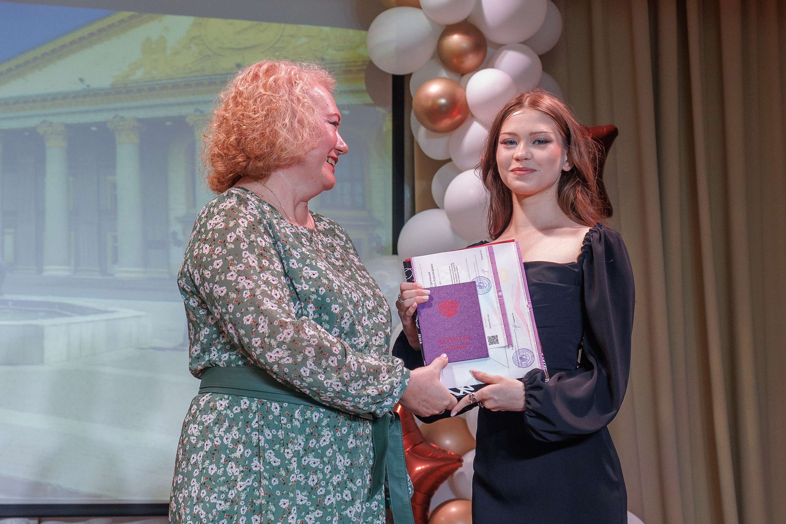 Вручение аттестатов. Свадебный и семейный фотограф в Новосибирске Ирина Дорошкова