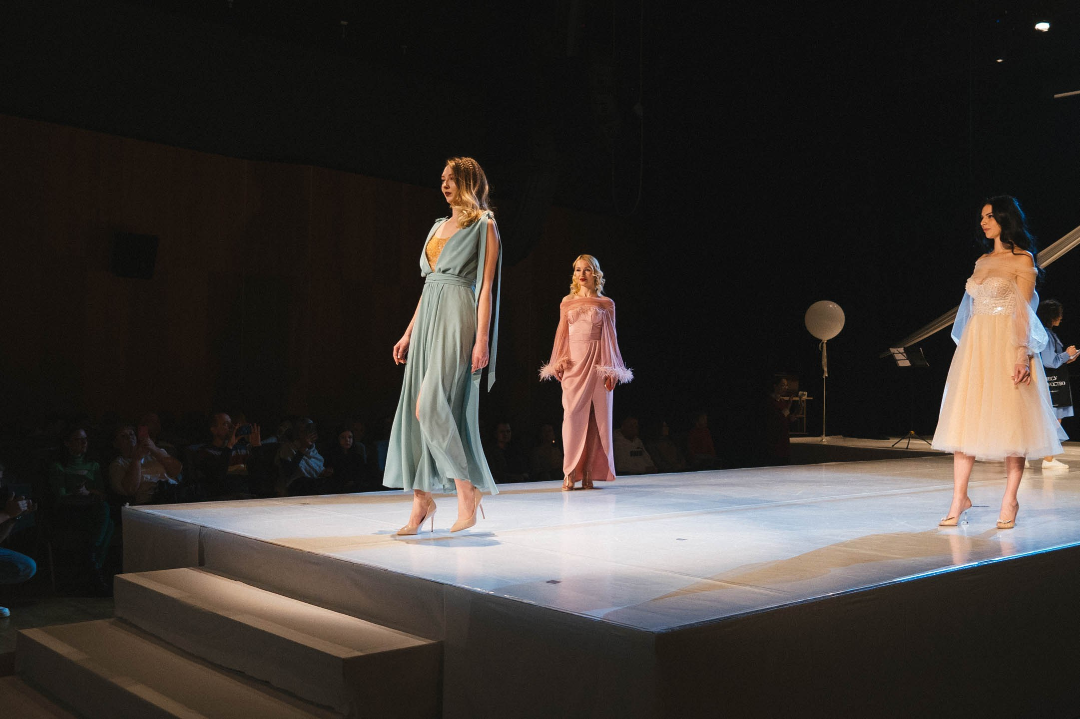 Дефиле. Фотограф/ видеограф Катя Ильина Калуга