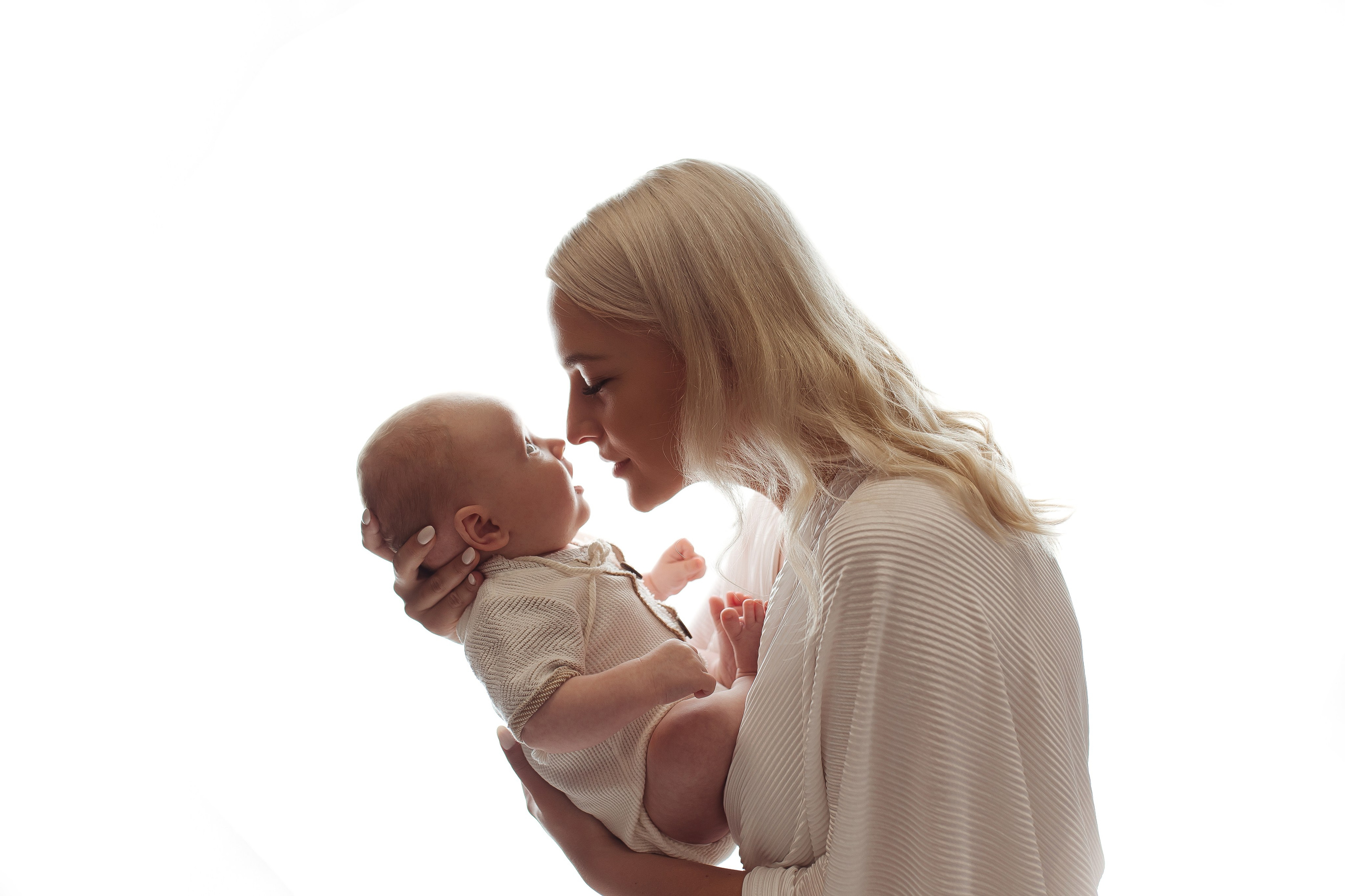 Мама и малыш. Фотограф беременности, новорожденных Москва. годики под ключ