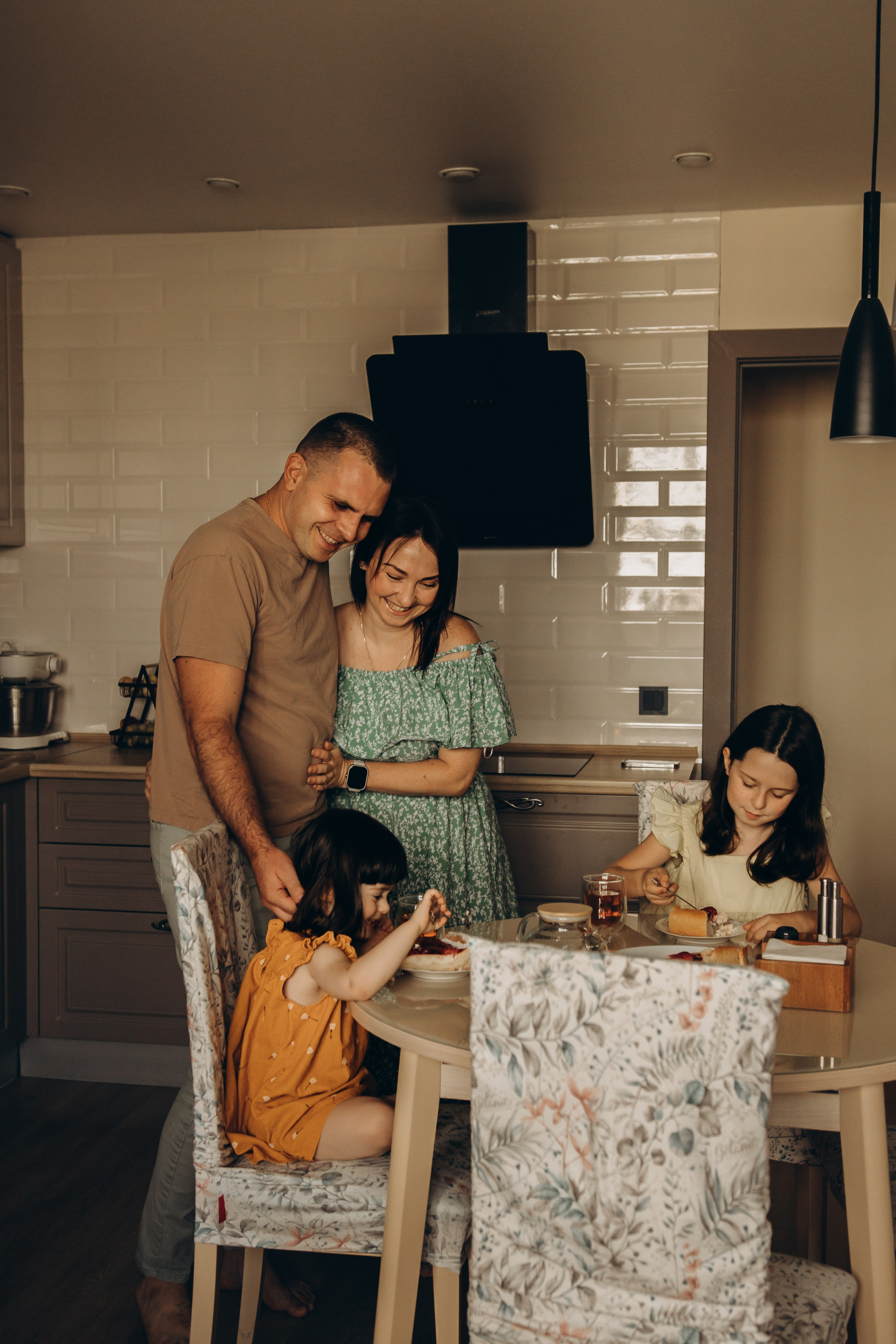 Леша, Оля, Поля, Соня и Симба — моменты вместе ;). Семейный фотограф Новороссийск, Анапа, Геленджик — Юлия Давыдова