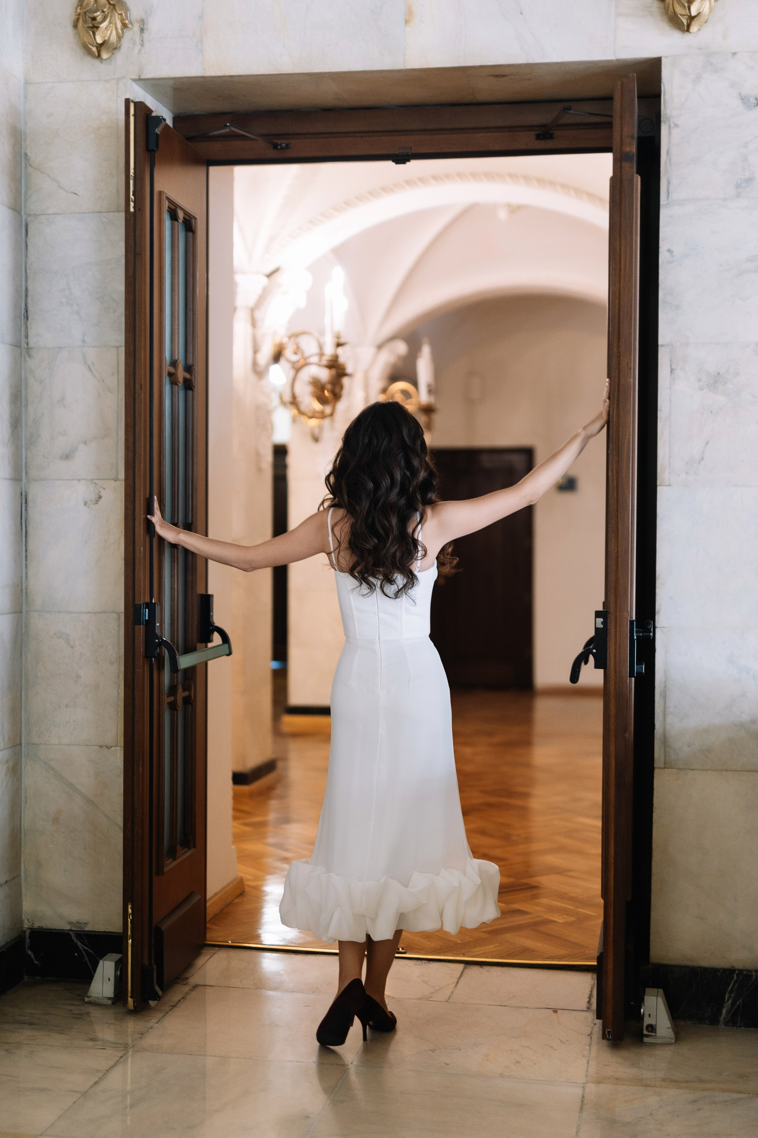 Свадебная фотосессия Лилии и Романа, прогулка в центре Москвы. Свадебный фотограф в Тамбове Павел Четвертков