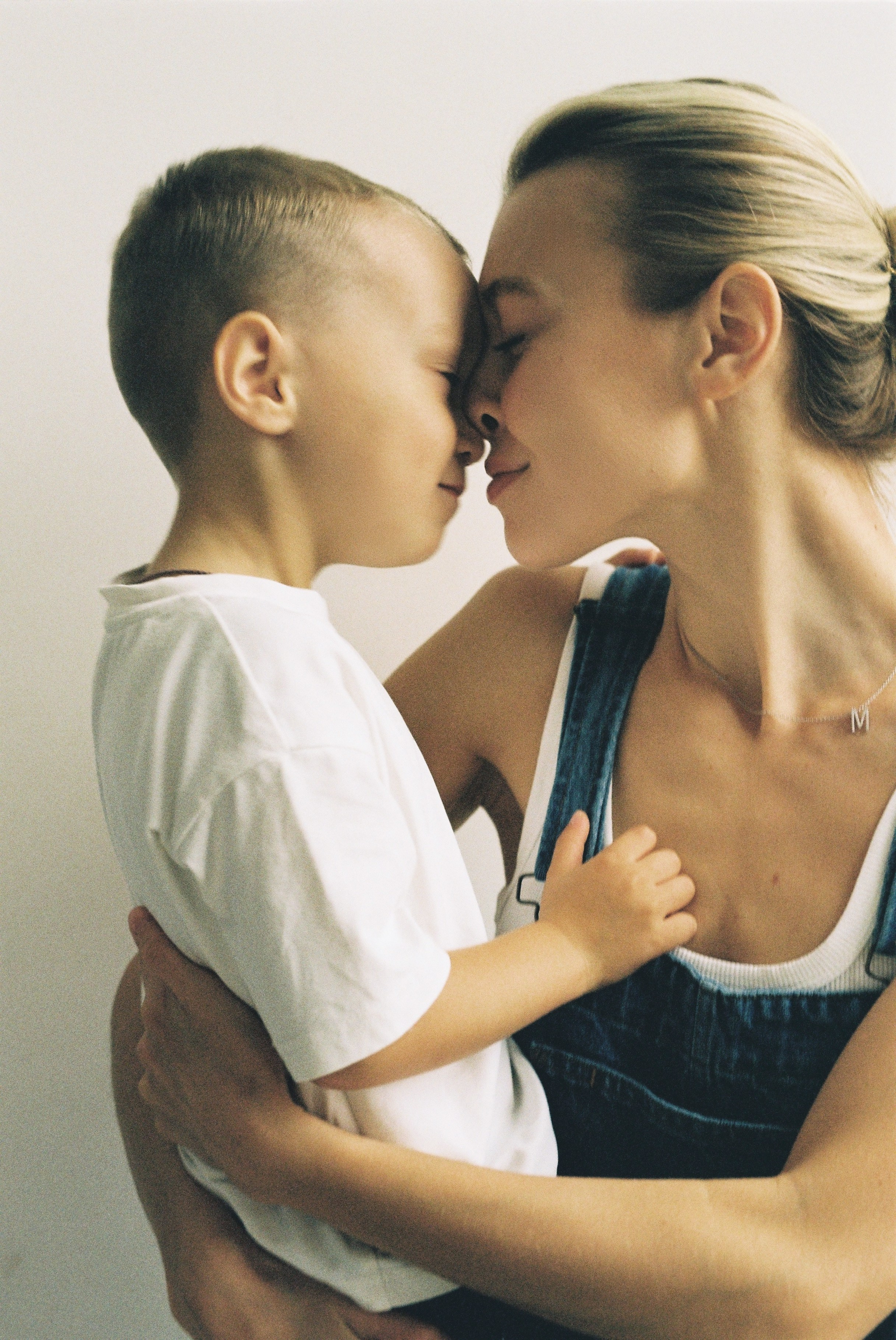 Дарья и Мирон (35 mm). Фотограф в Екатеринбурге и Москве, Анна