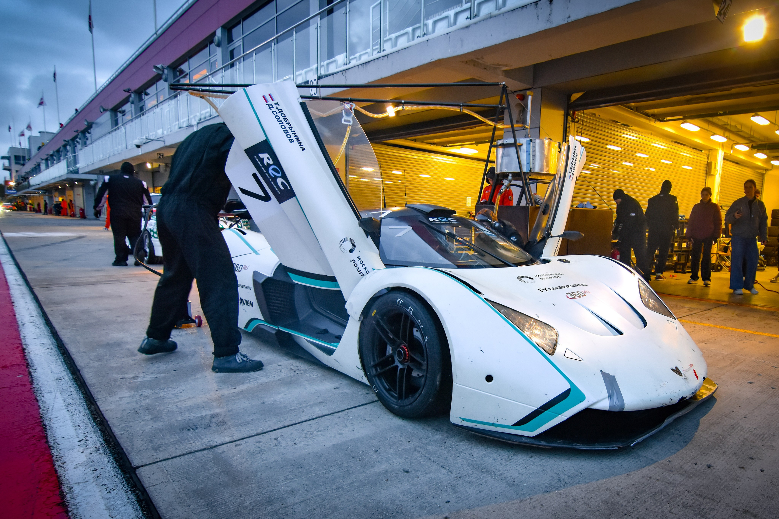 MRW — REC — 05.10.2024. AlexFecto — галереи фотографий