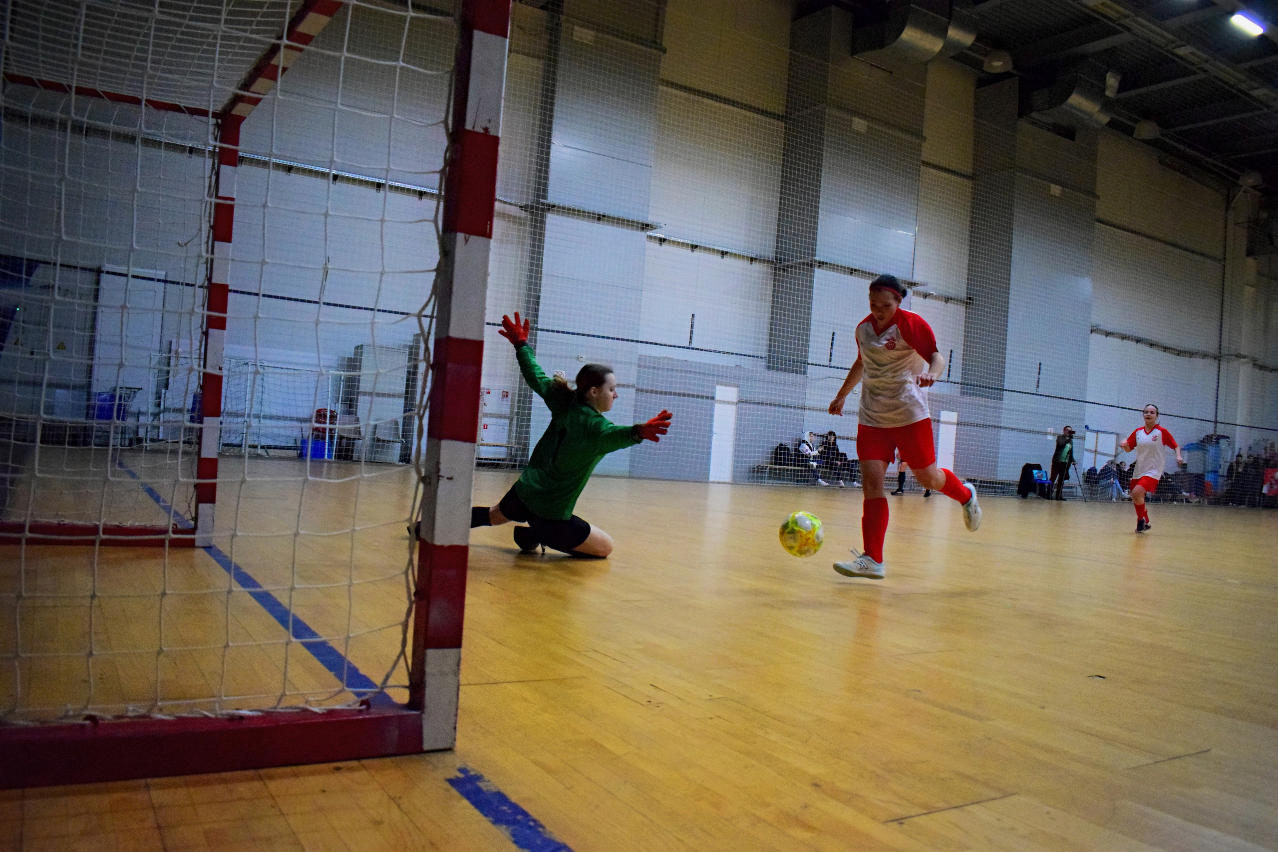 Московский чемпионат по мини-футболу. «Фотографии в журналах: максимум жизнеподобия, минимум жизни. "