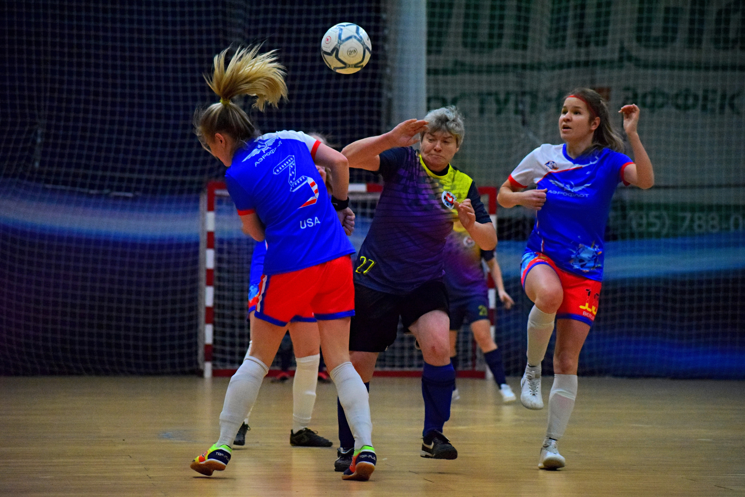 Московский чемпионат по мини-футболу. «Фотографии в журналах: максимум жизнеподобия, минимум жизни. "