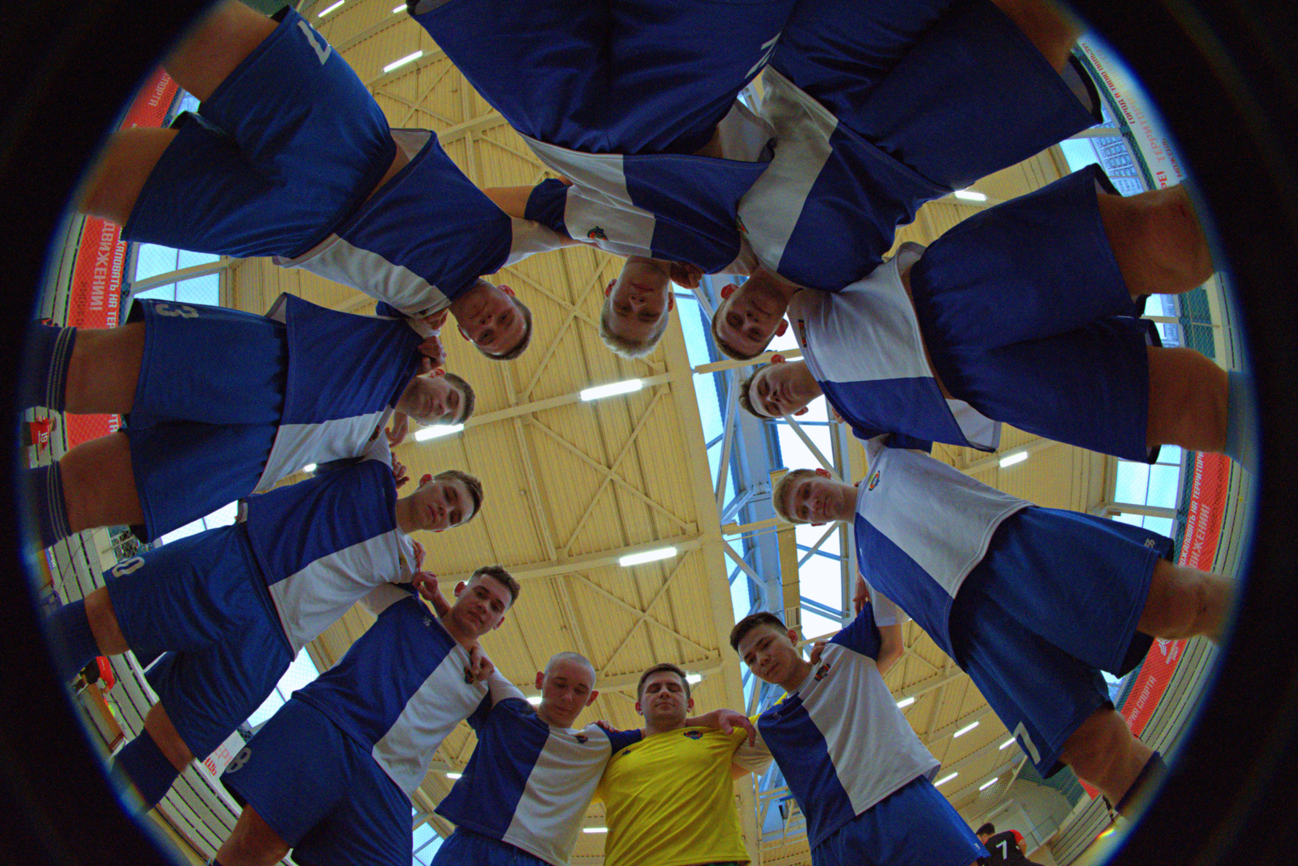 НМЛ|Национальная мини-футбольная лига Москвы. «Фотографии в журналах: максимум жизнеподобия, минимум жизни. "