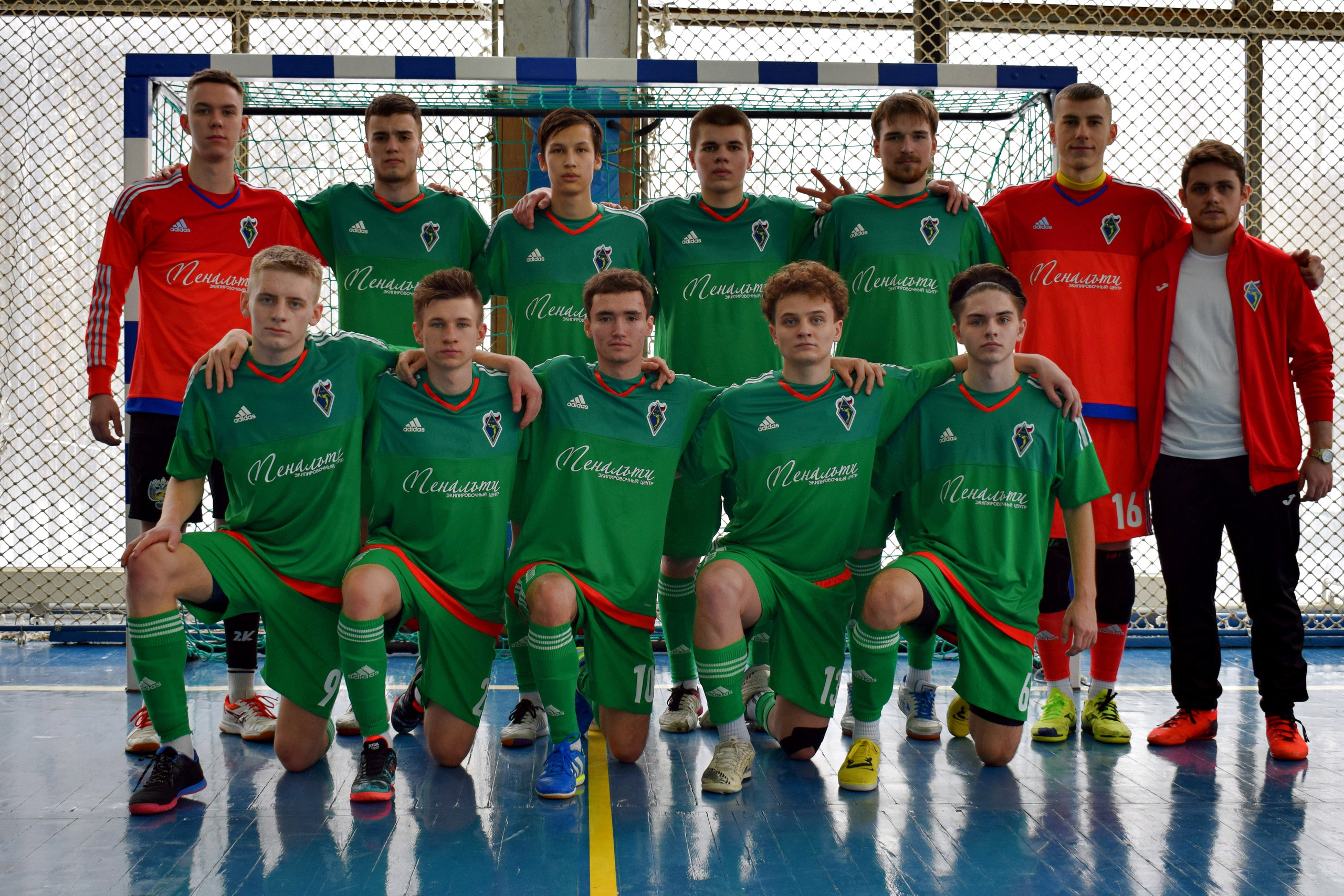 МосСтудФутзал — Студенческая Футзальная Лига. «Фотографии в журналах: максимум жизнеподобия, минимум жизни. "