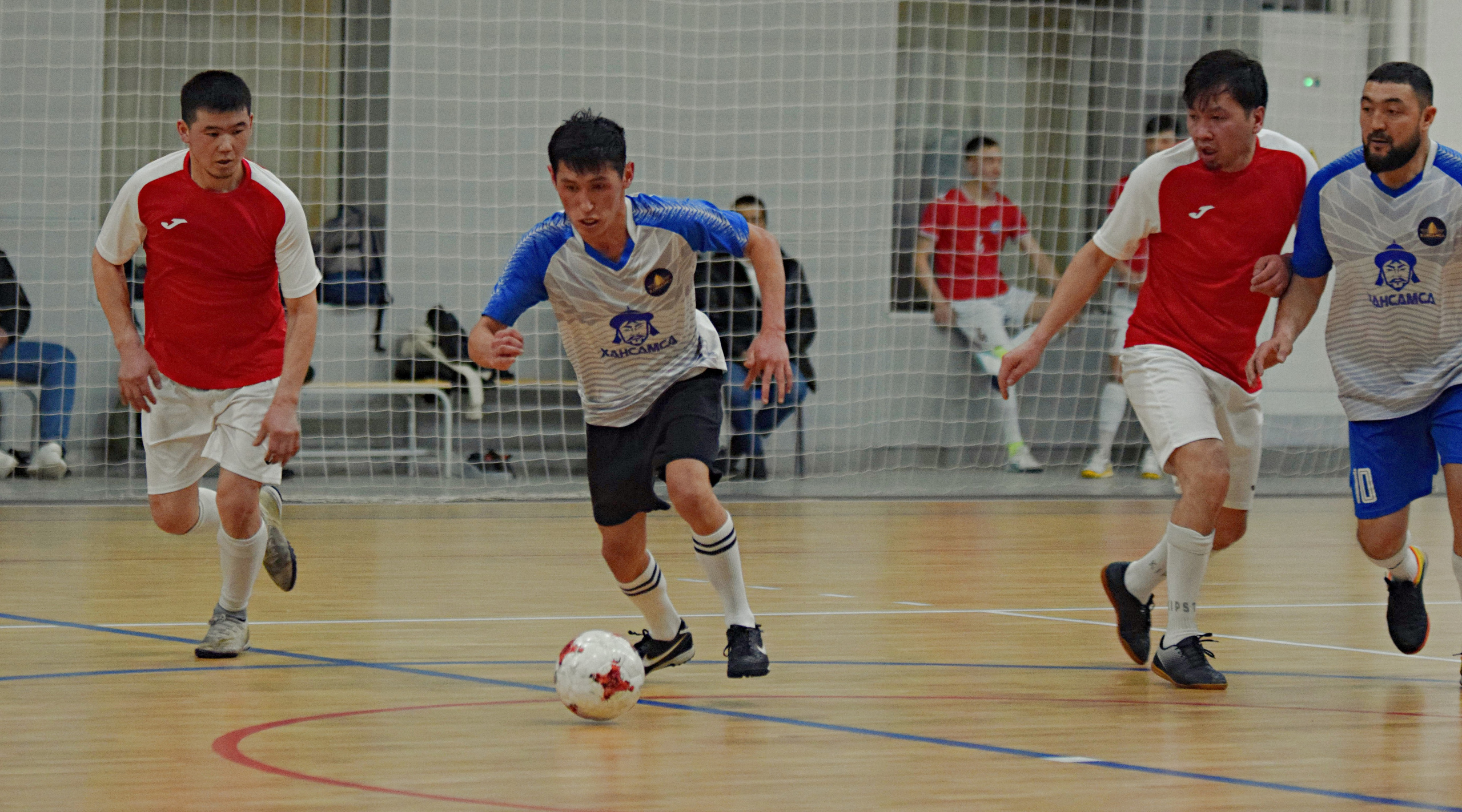 ИМФЛ | Интернациональная Мини-Футбольная Лига. «Фотографии в журналах: максимум жизнеподобия, минимум жизни. "