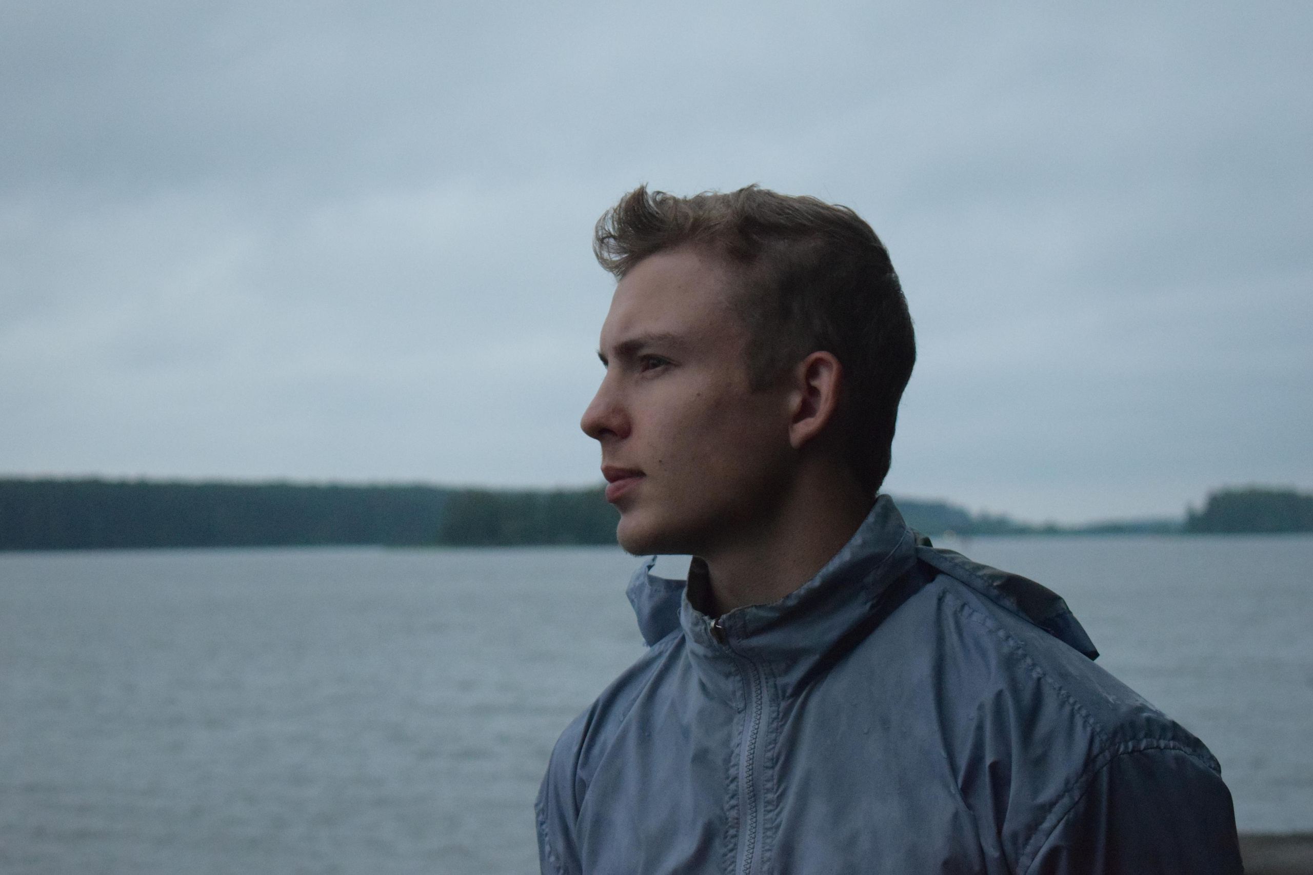 Человек и фотоаппарат. «Фотографии в журналах: максимум жизнеподобия, минимум жизни. "