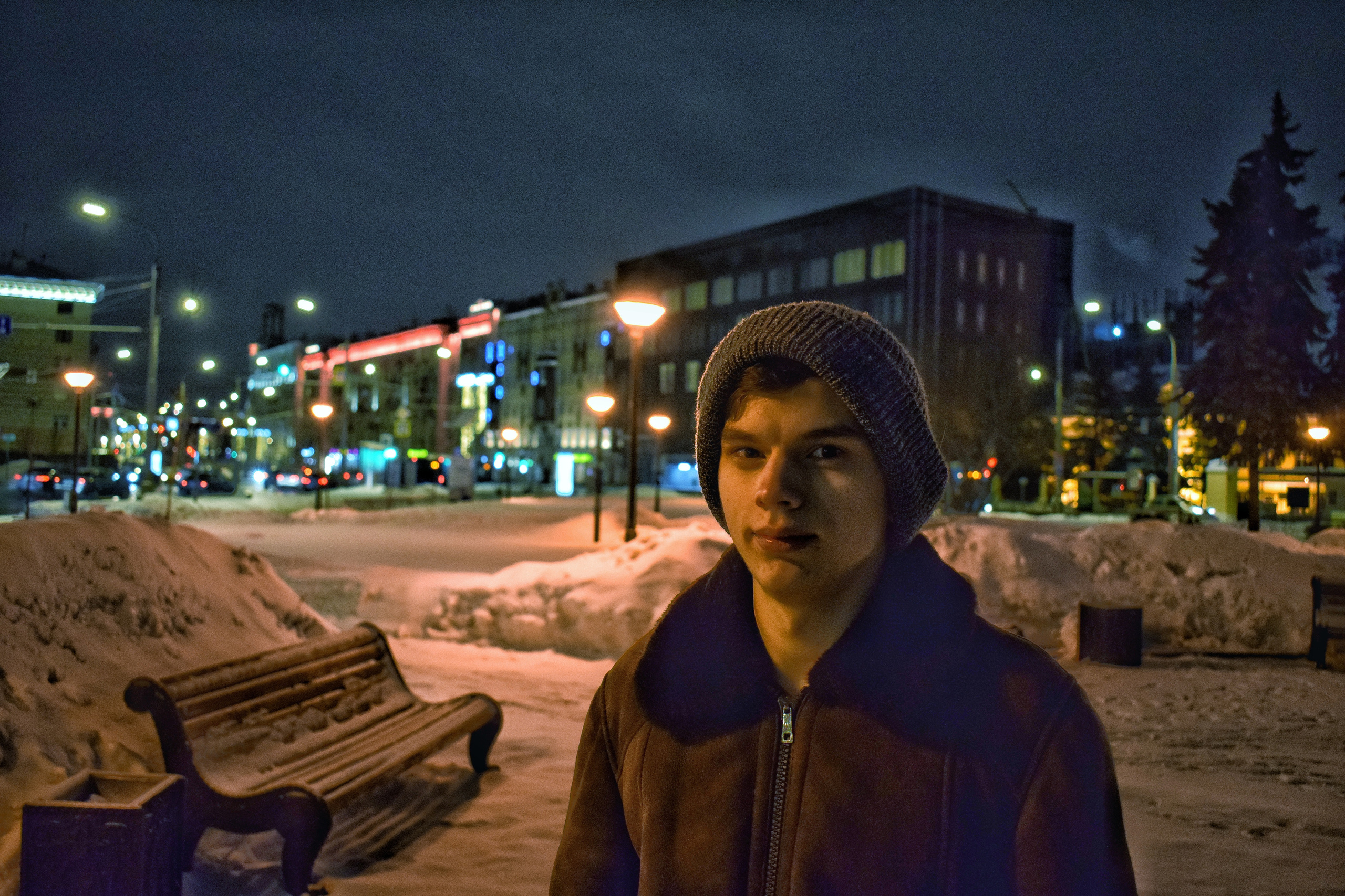 Человек и фотоаппарат. «Фотографии в журналах: максимум жизнеподобия, минимум жизни. "