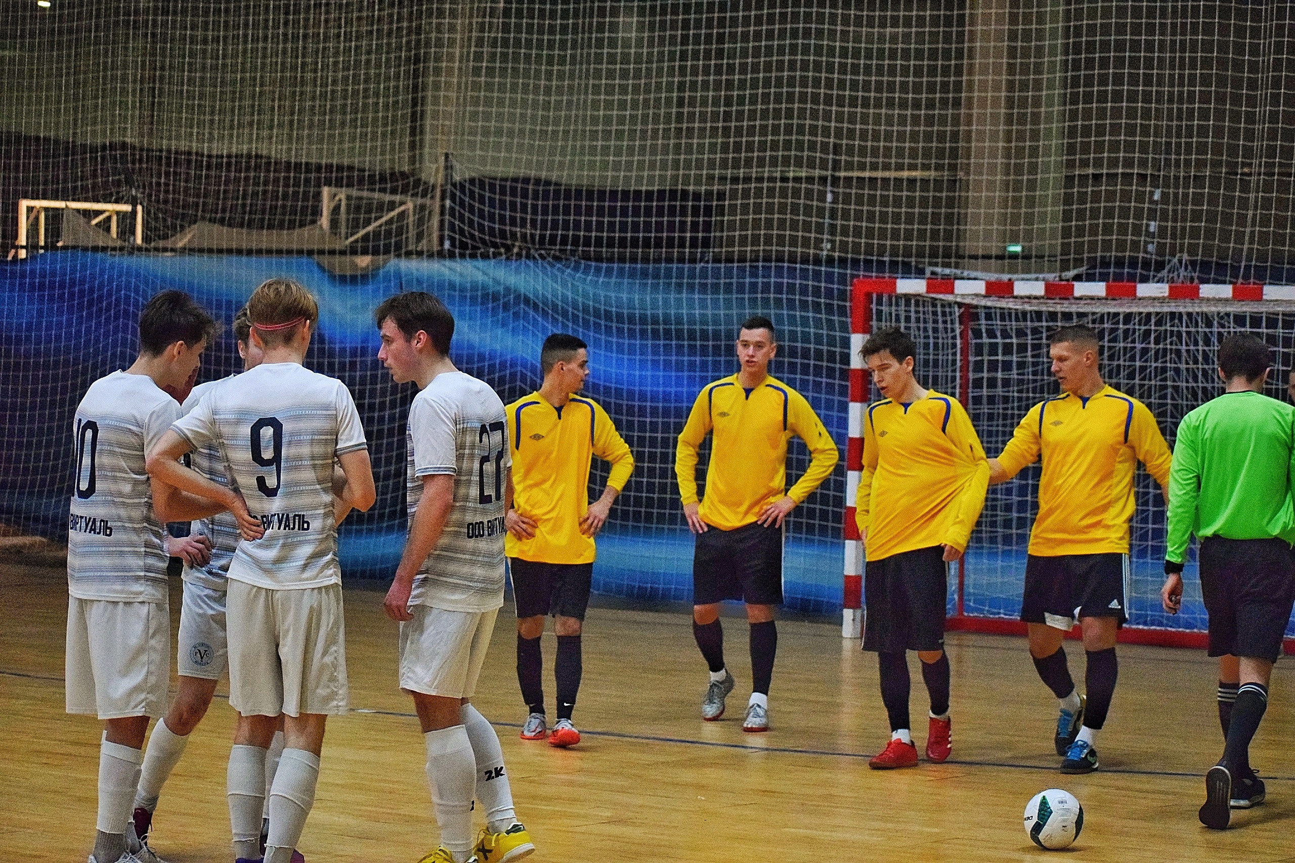 Московский чемпионат по мини-футболу. «Фотографии в журналах: максимум жизнеподобия, минимум жизни. "