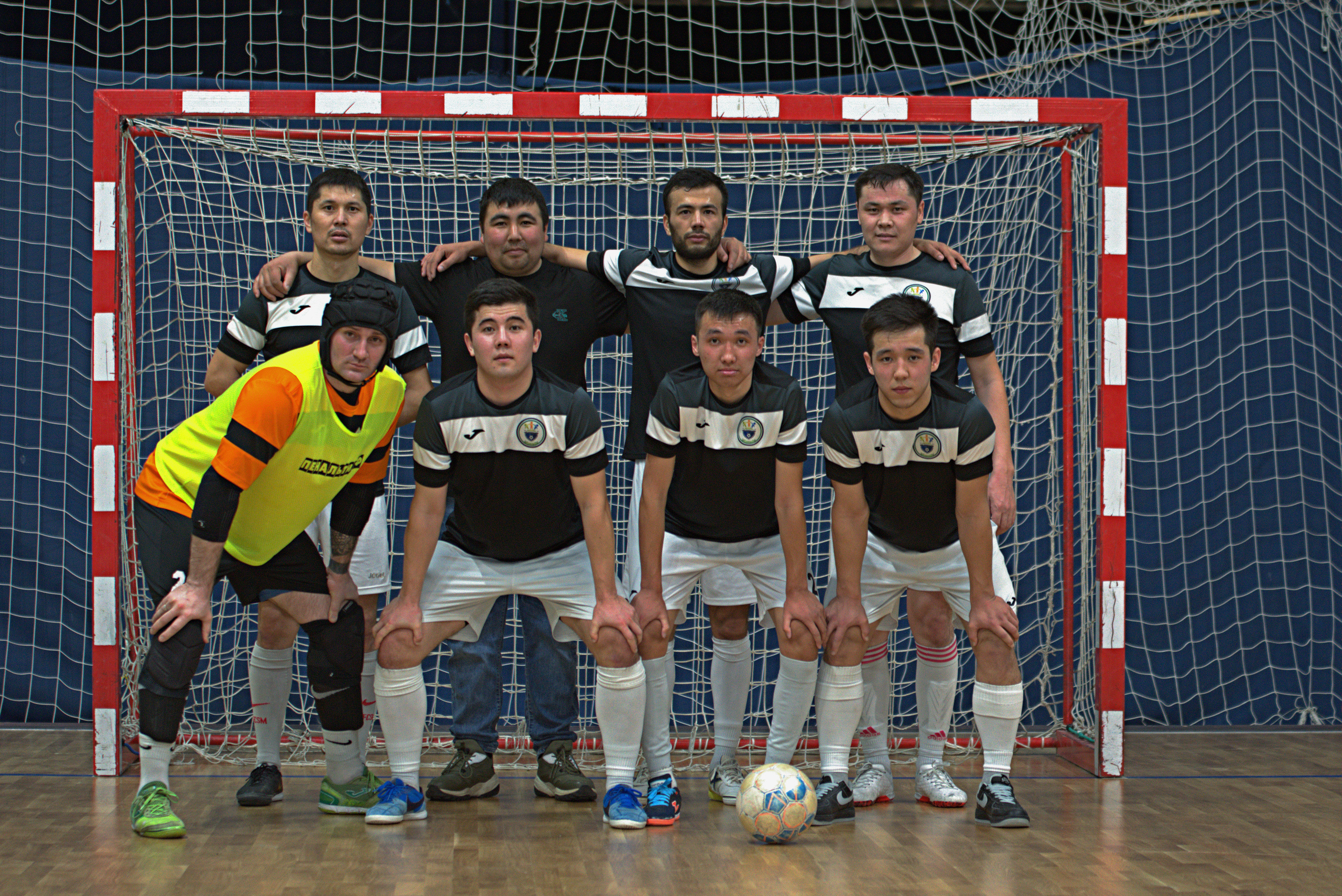 ИМФЛ | Интернациональная Мини-Футбольная Лига. «Фотографии в журналах: максимум жизнеподобия, минимум жизни. "